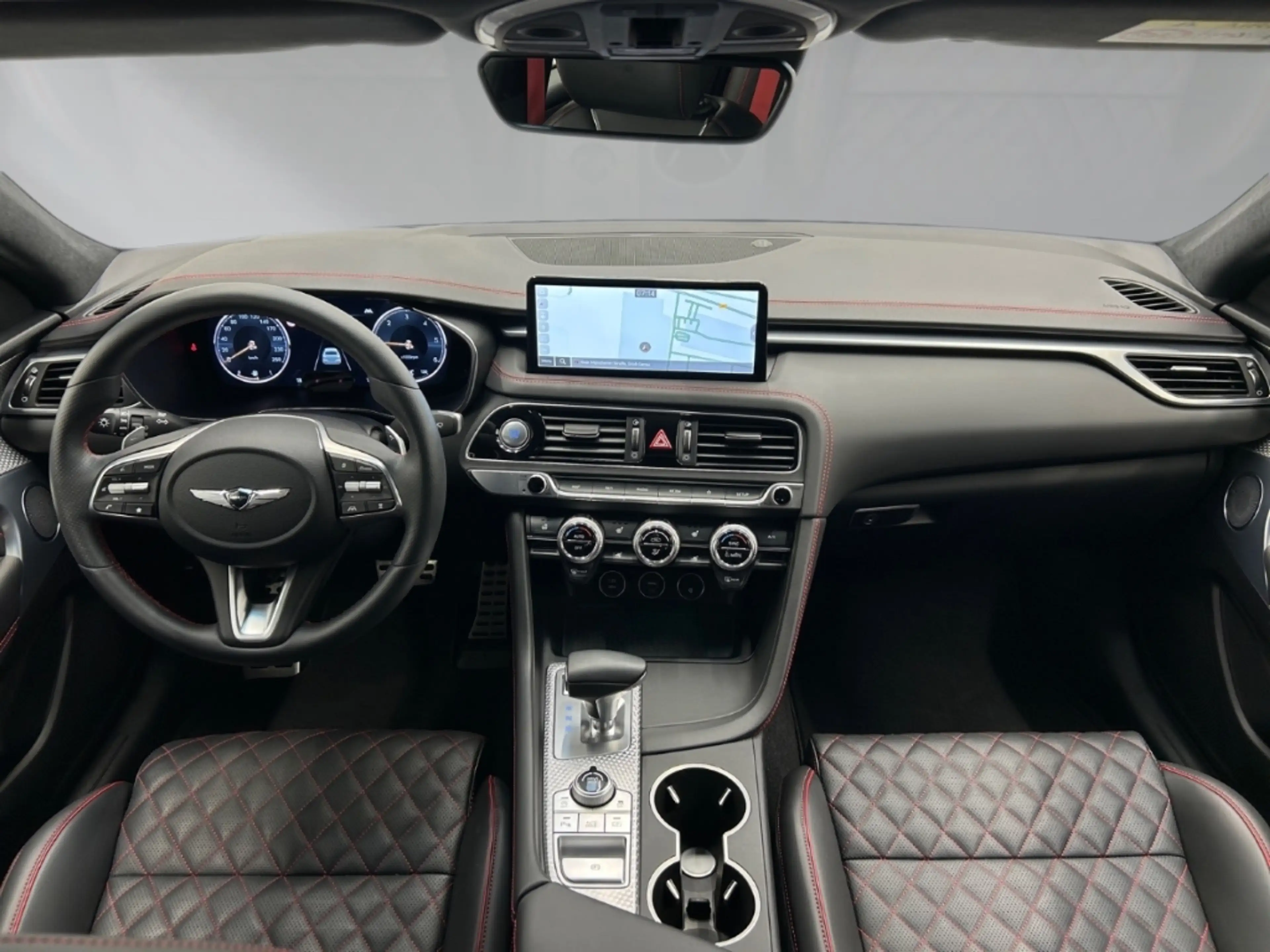 Genesis G70 Sport — photo 12