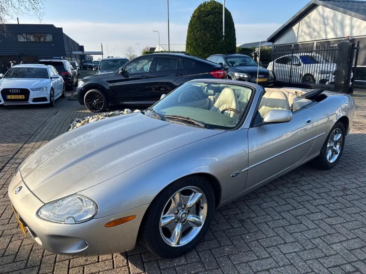 Jaguar XK8 4.0 V8 Convertible Cabriolet 1999 Youngtimer, foto 5