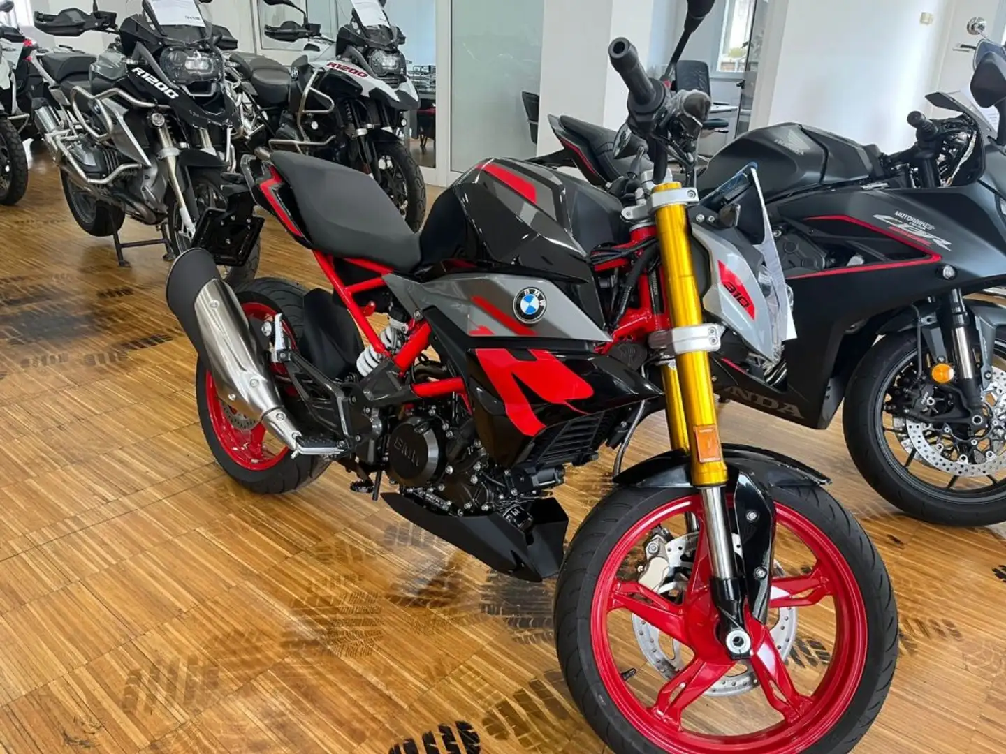 BMW G 310 R 2023 Roşu - 1
