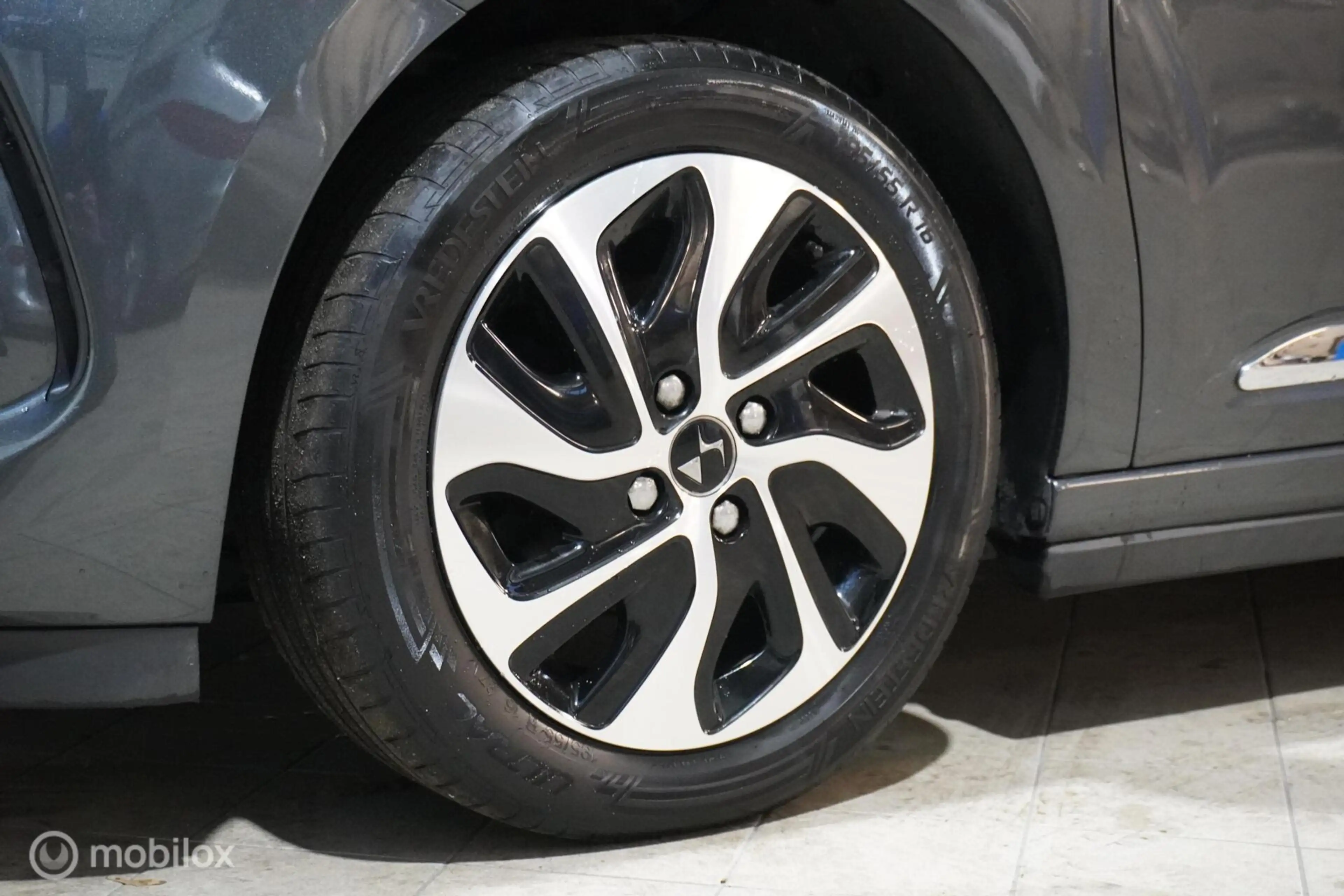 DS Automobiles DS 3 1.2 PureTech Business — photo 8