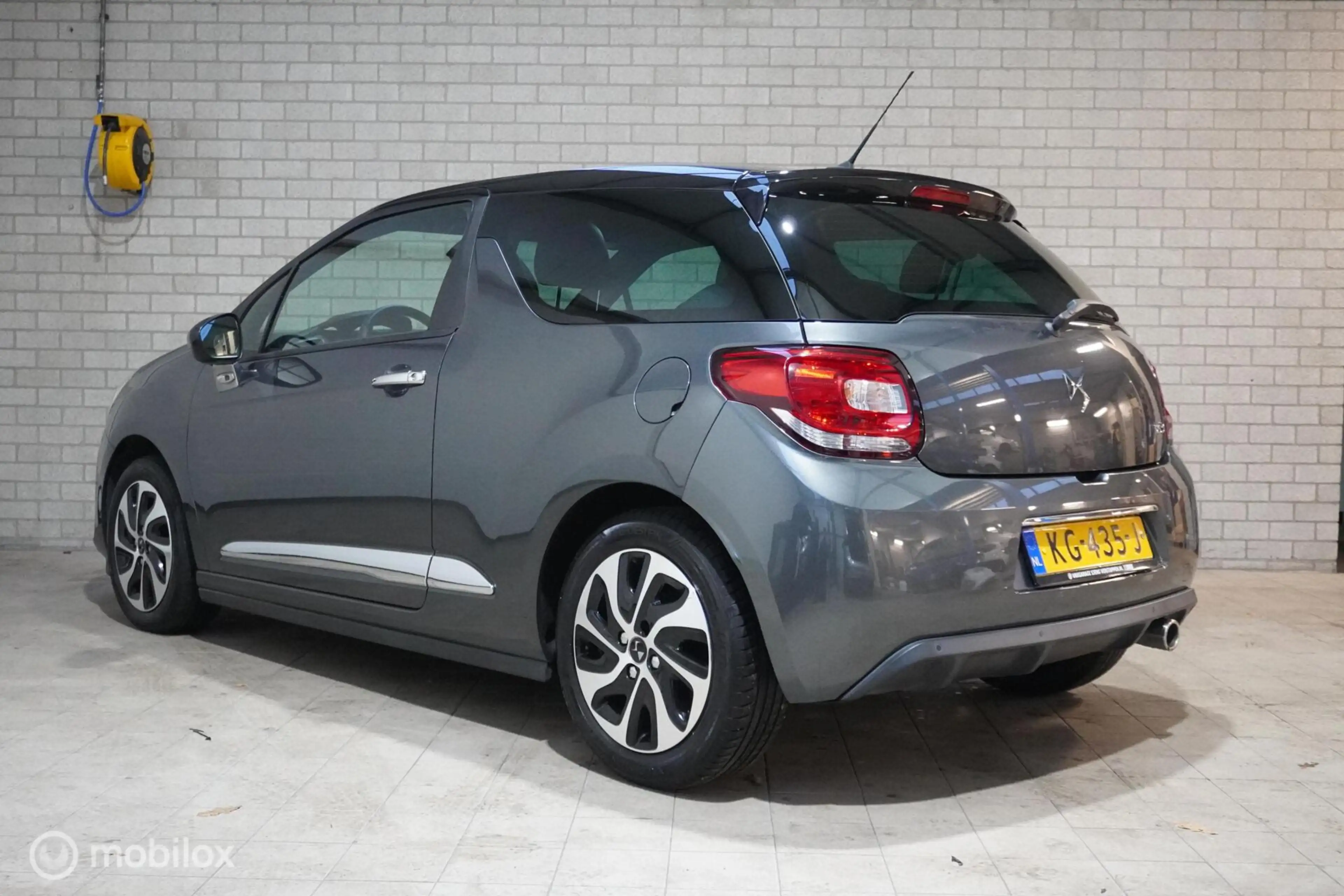 DS Automobiles DS 3 1.2 PureTech Business — photo 3