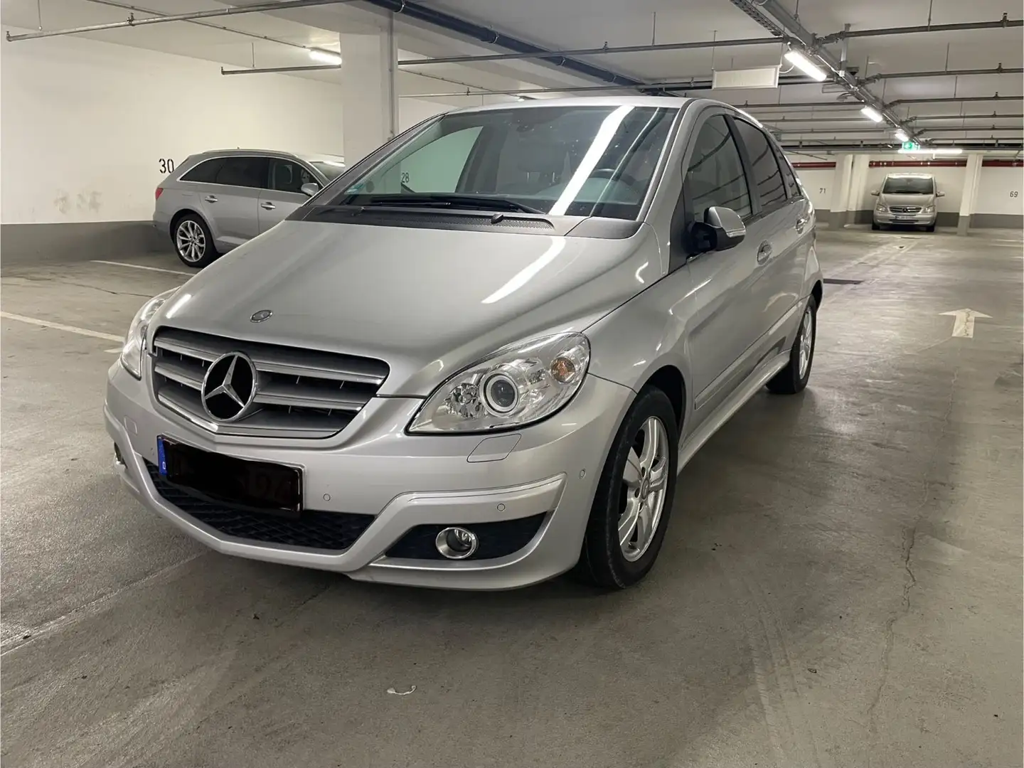 Mercedes-Benz B 200 B -Klasse B 200 Zilver - 1