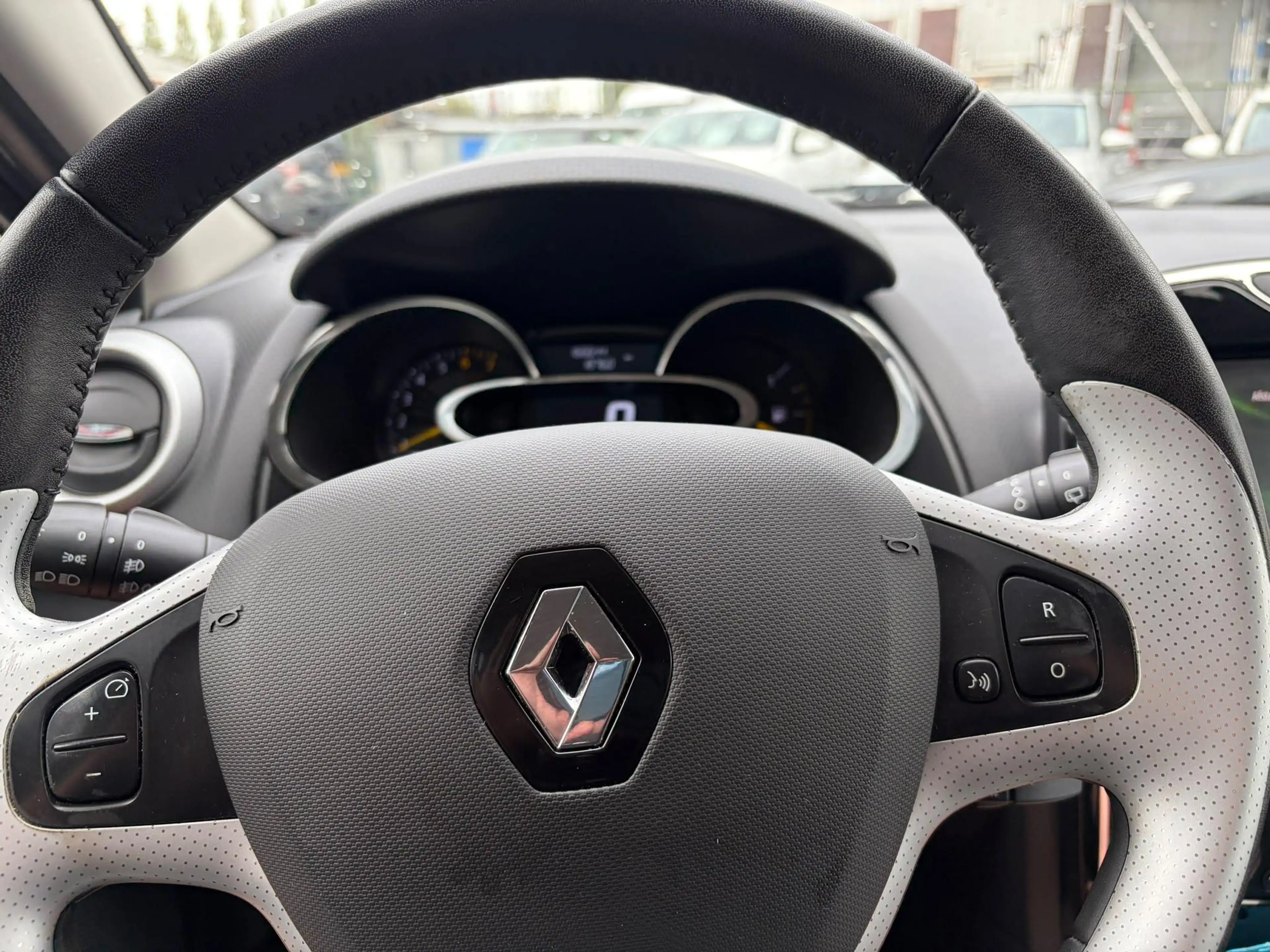 Renault Clio 0.9 TCe Expression Airco, cruise, navi — photo 13