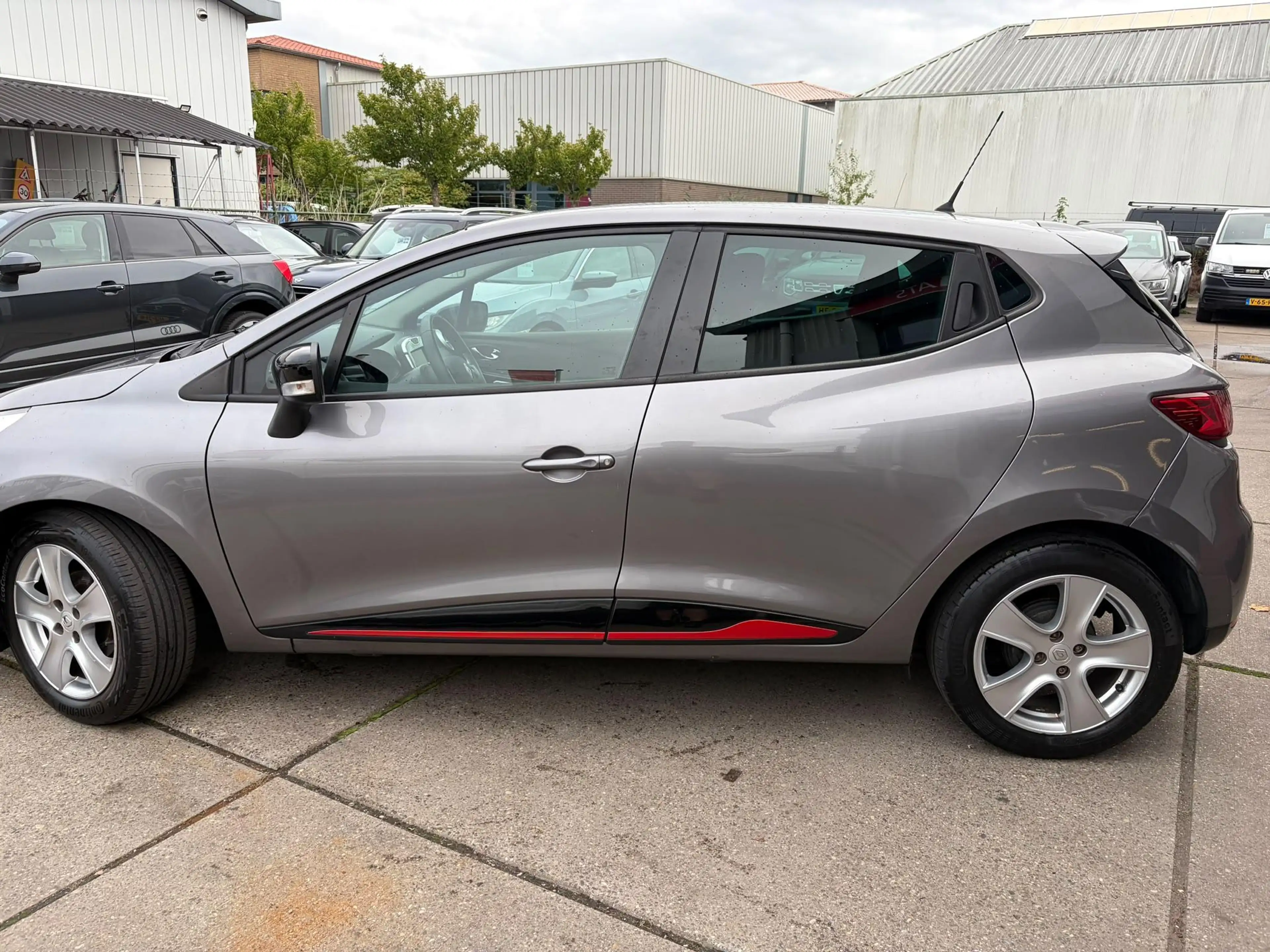 Renault Clio 0.9 TCe Expression Airco, cruise, navi — photo 4