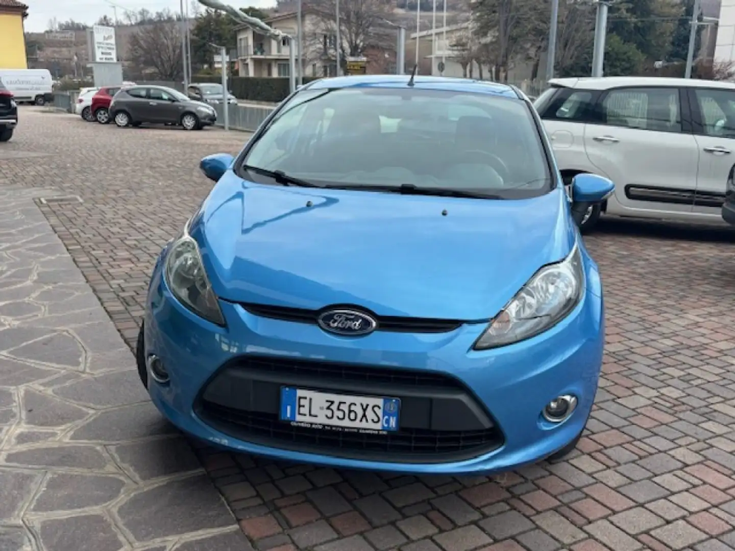 Ford Fiesta 1.2 82 CV 5 porte Titanium Blu/Azzurro - 2