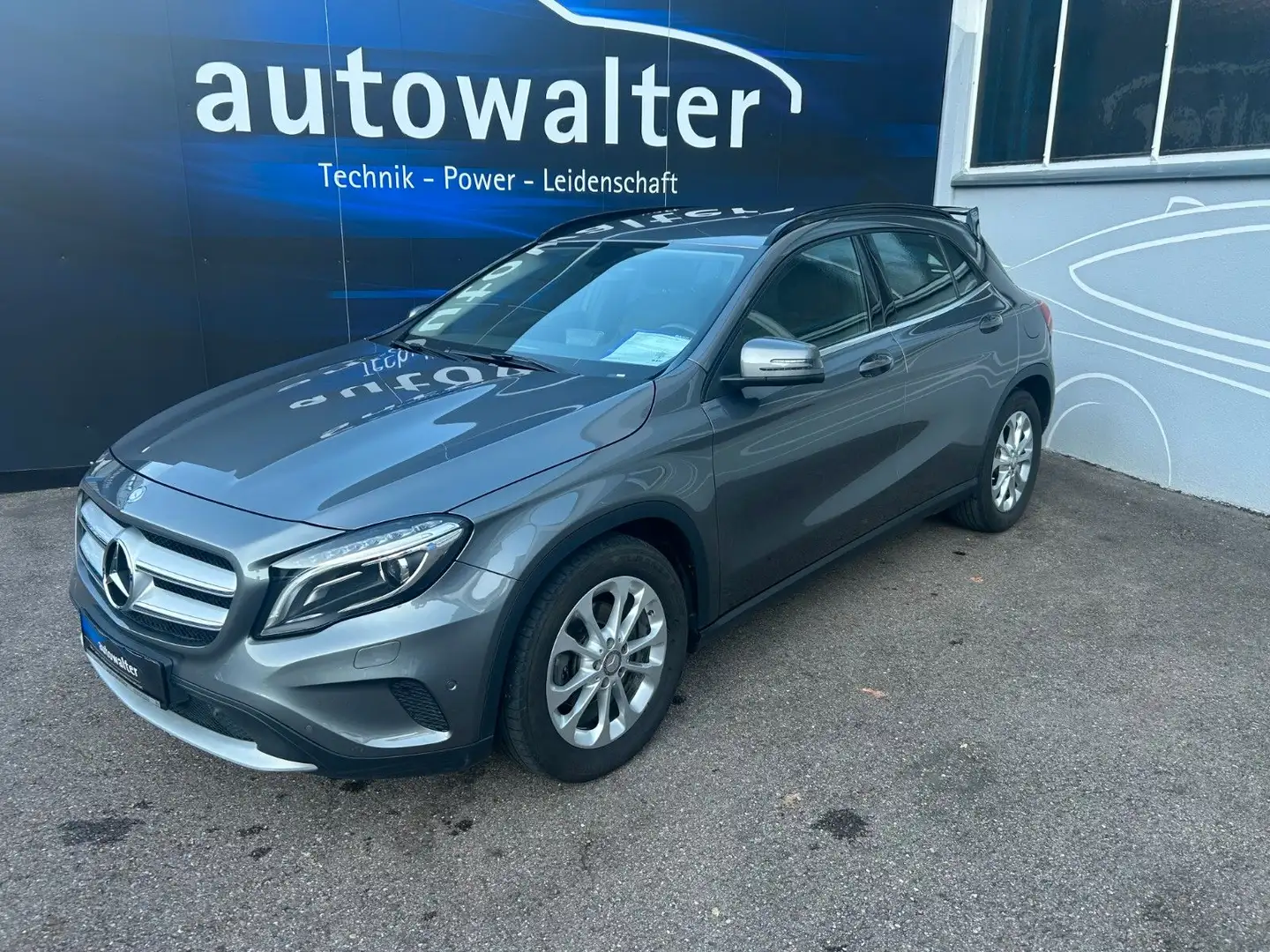 Mercedes-Benz GLA 200 GLA  Style,AHK abnehmbar Gris - 2