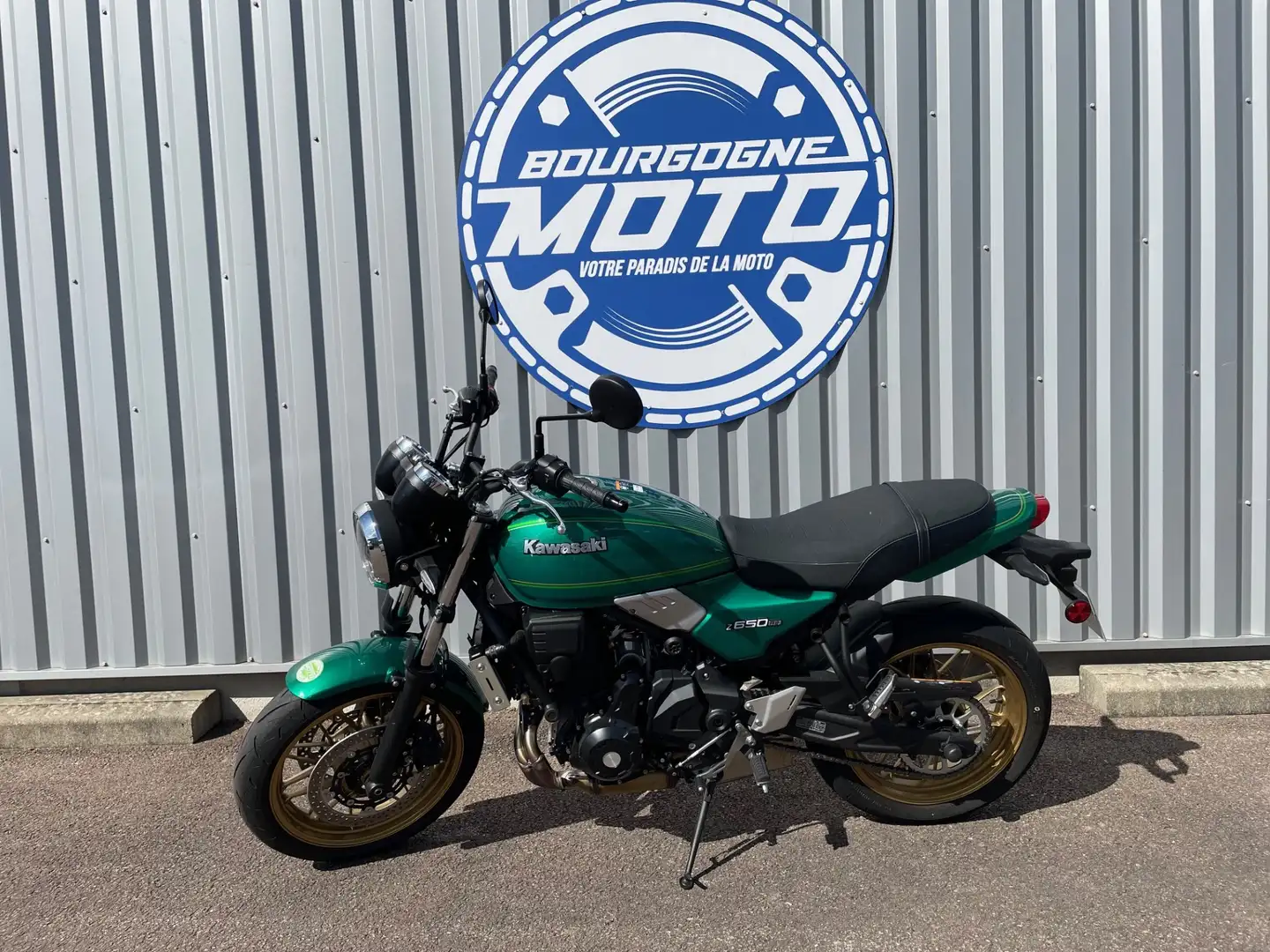 Kawasaki Z 650 RS Grün - 1