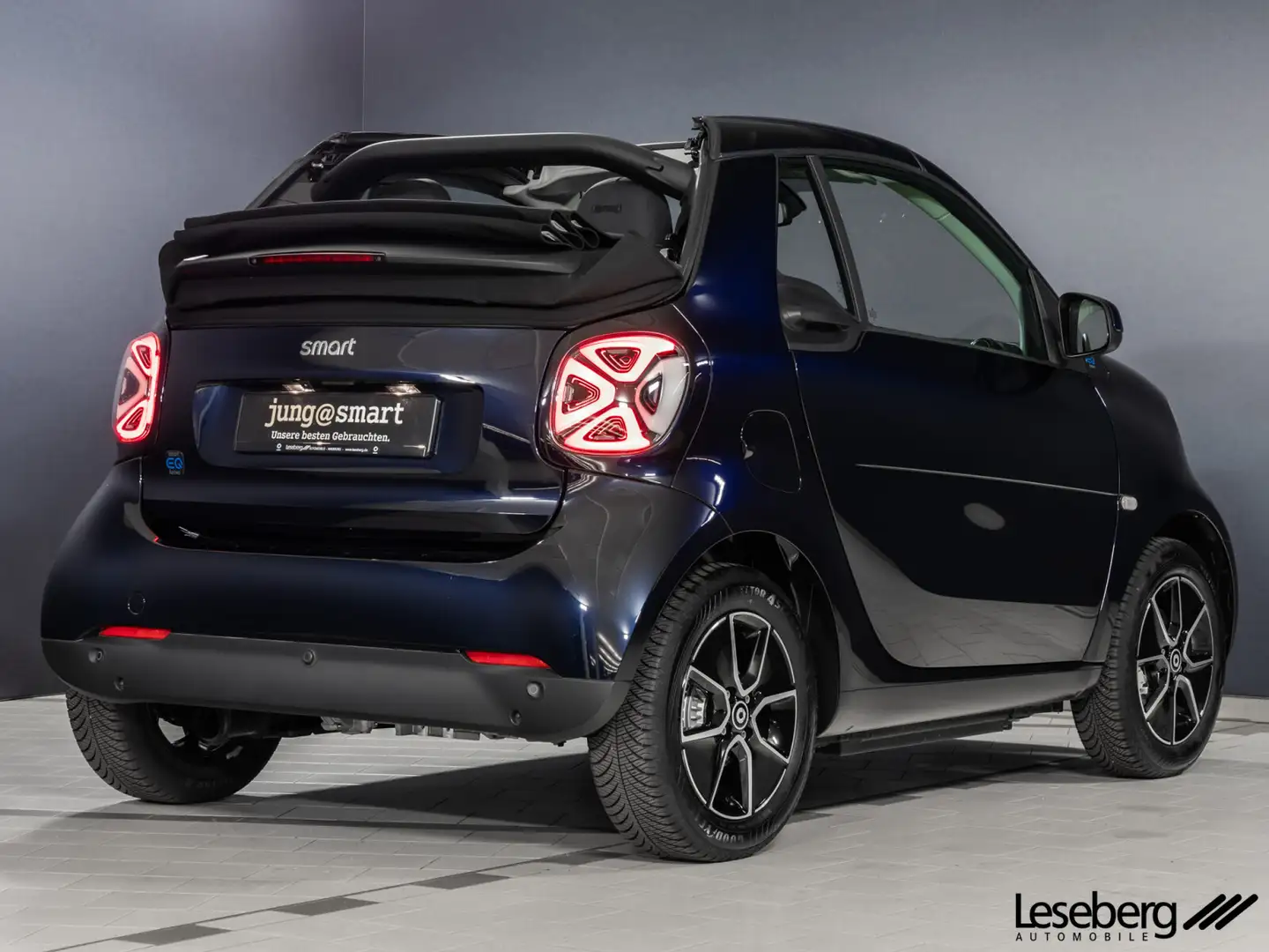 smart forTwo ForTwo Cabriolet EQ Passion LED/22 kW/DAB/Kamera Blau - 2