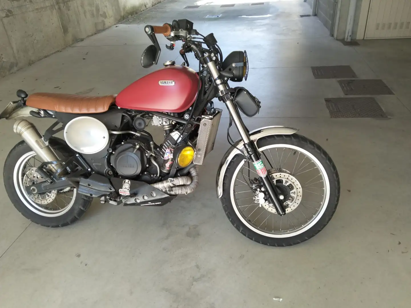 Yamaha XTZ 750 scrambler special Rosso - 2