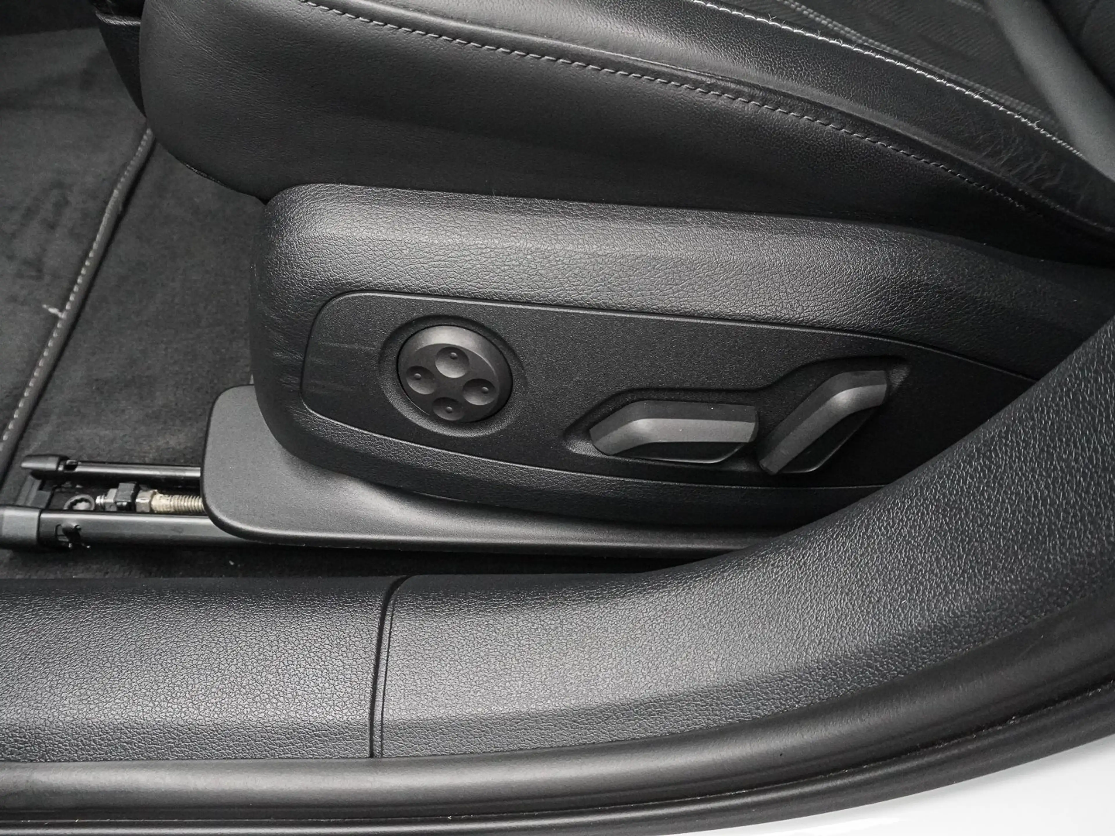 Audi S4 Avant 3.0 TDI quattro tiptronic SITZKLIMA B&O — photo 15