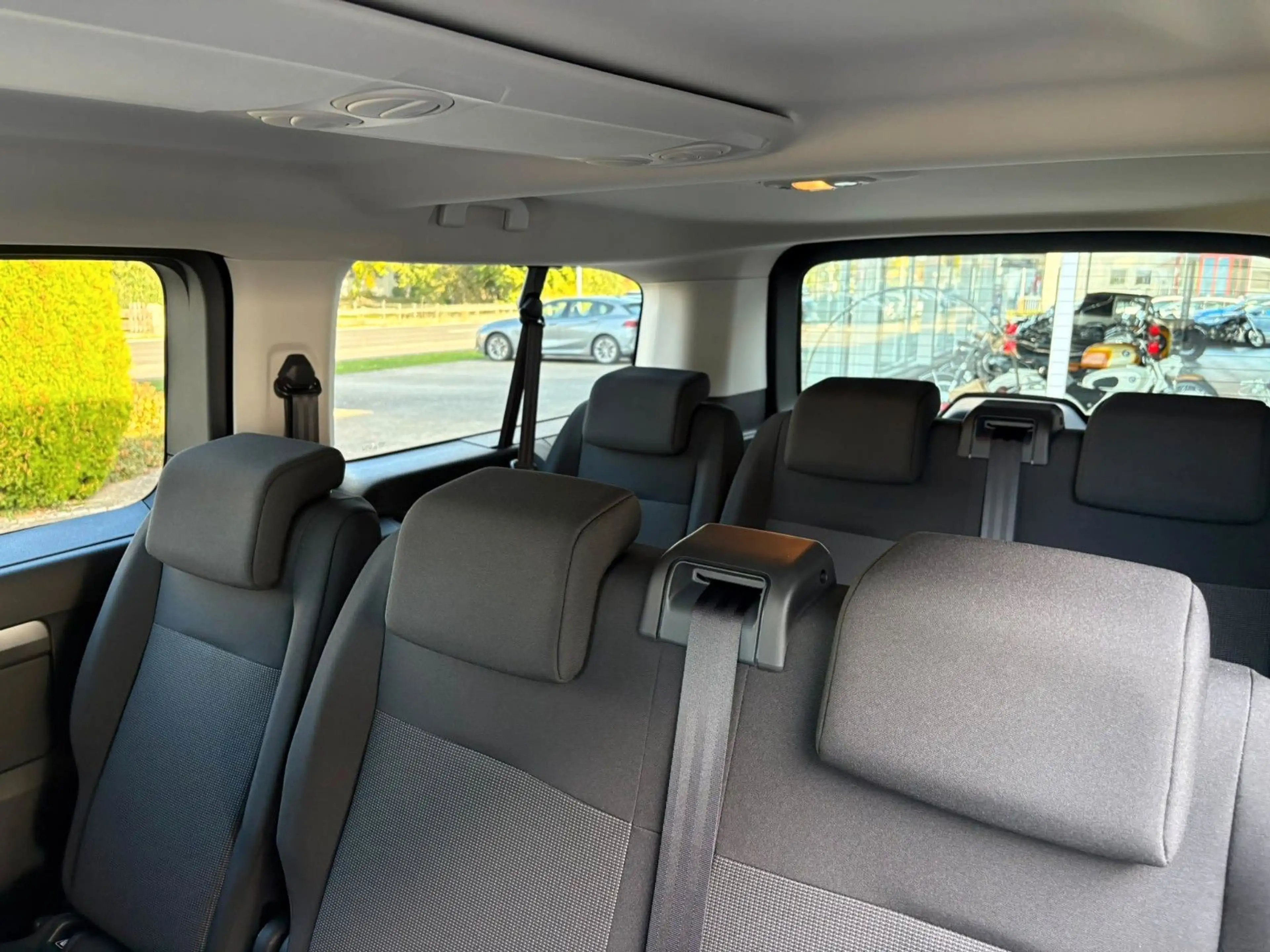 Opel Zafira Life 2.2 Business Edition XL LED TEMPOMAT — photo 13