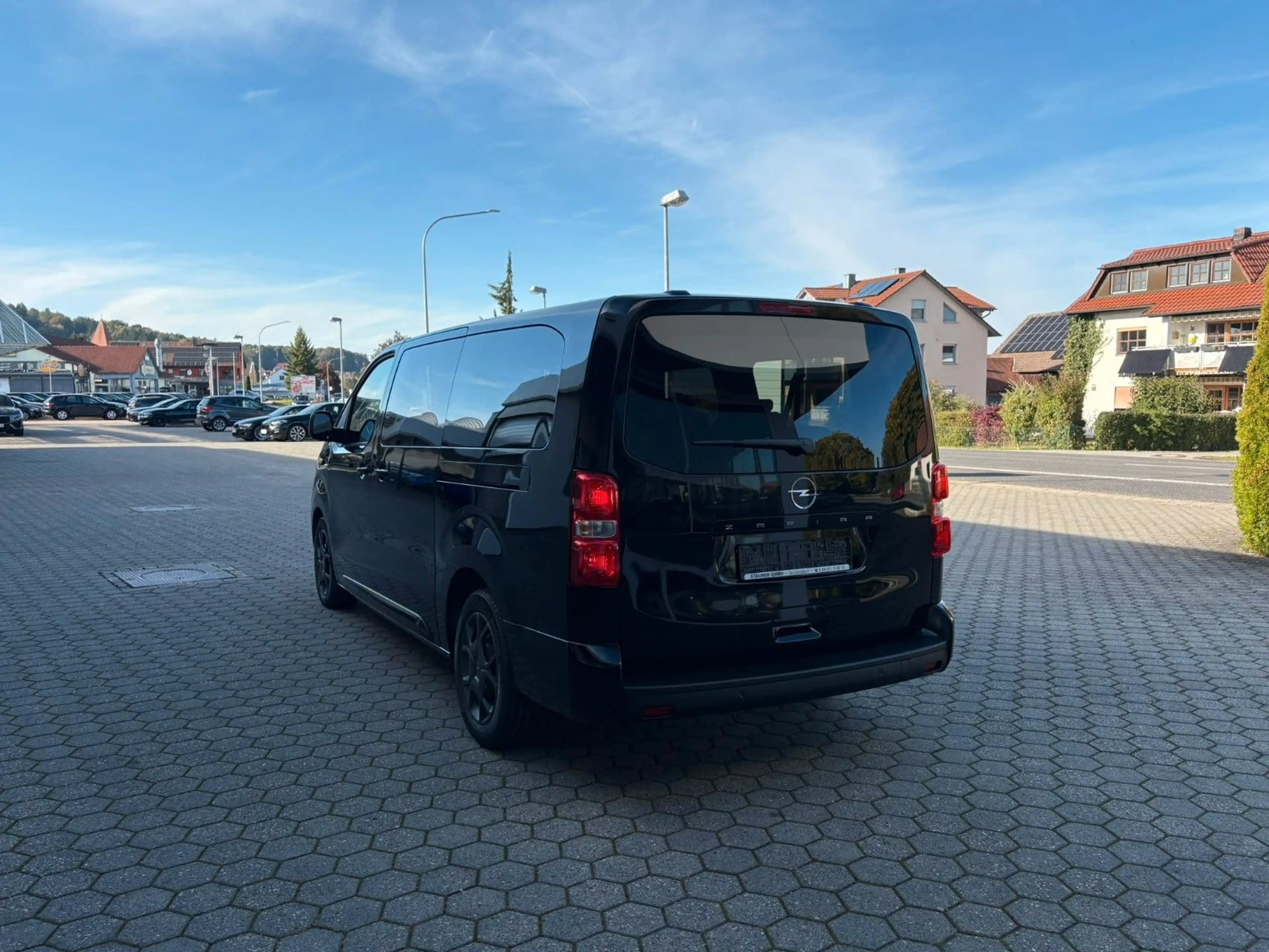 Opel Zafira Life 2.2 Business Edition XL LED TEMPOMAT — photo 4