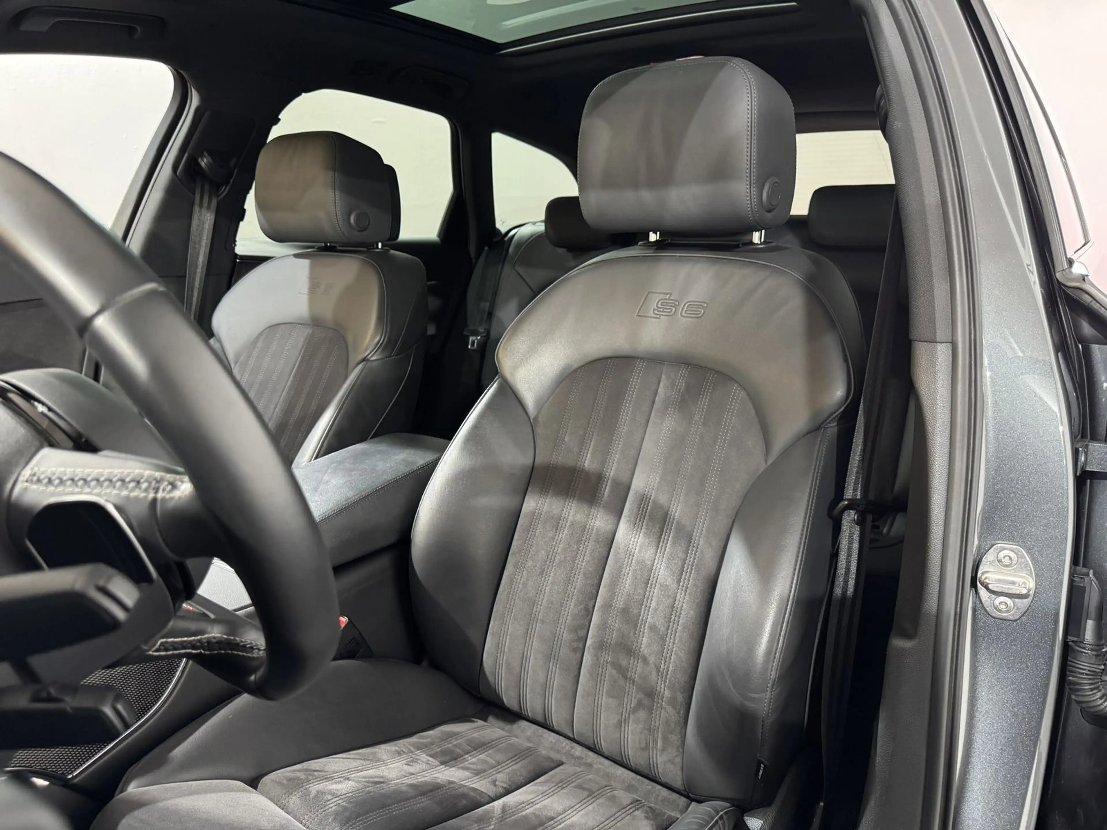 Audi S6 4.0 TFSI quat.AHK*Pano*Matrix*BOSE*Kamera* — photo 15