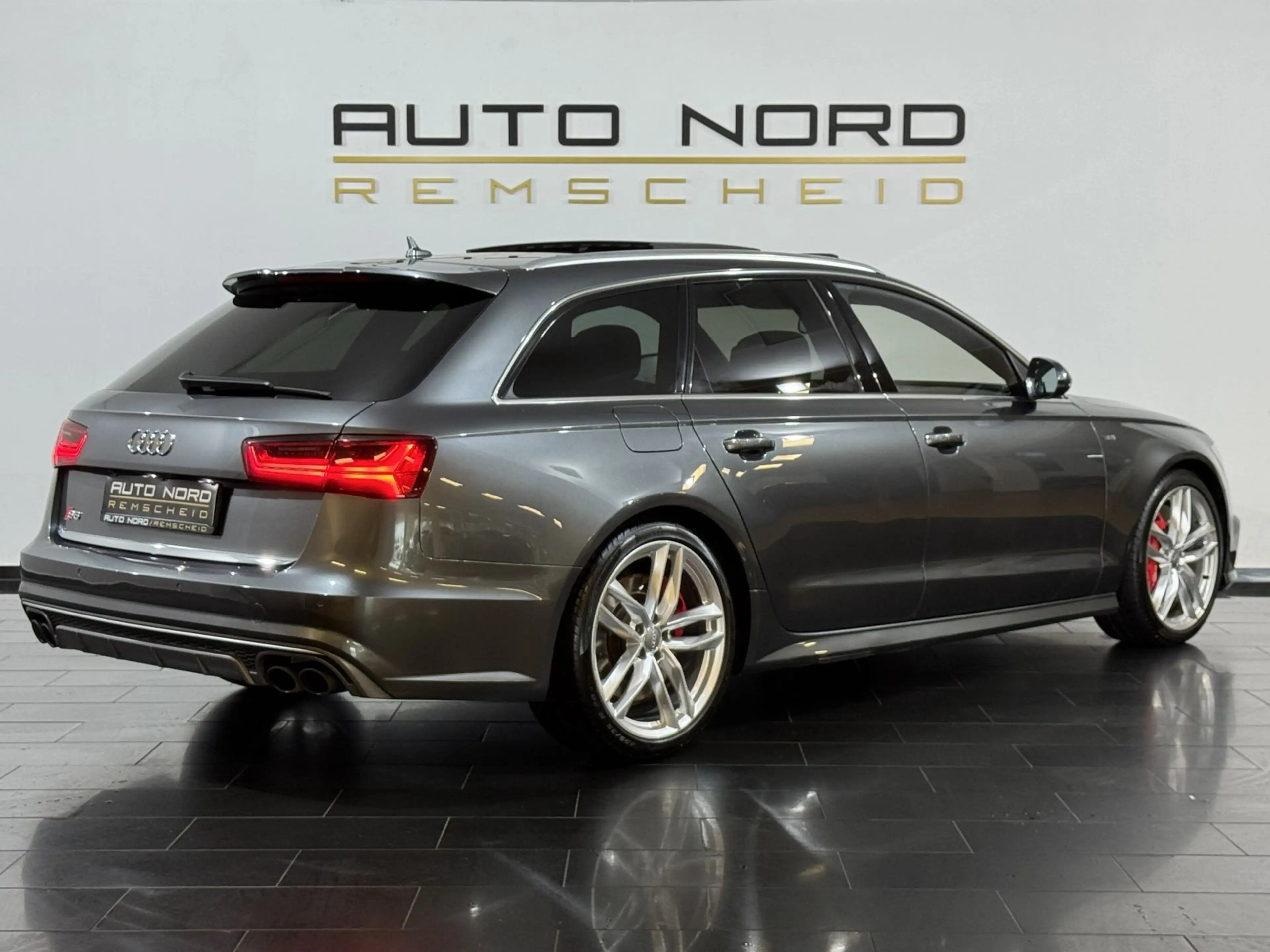 Audi S6 4.0 TFSI quat.AHK*Pano*Matrix*BOSE*Kamera* — photo 7