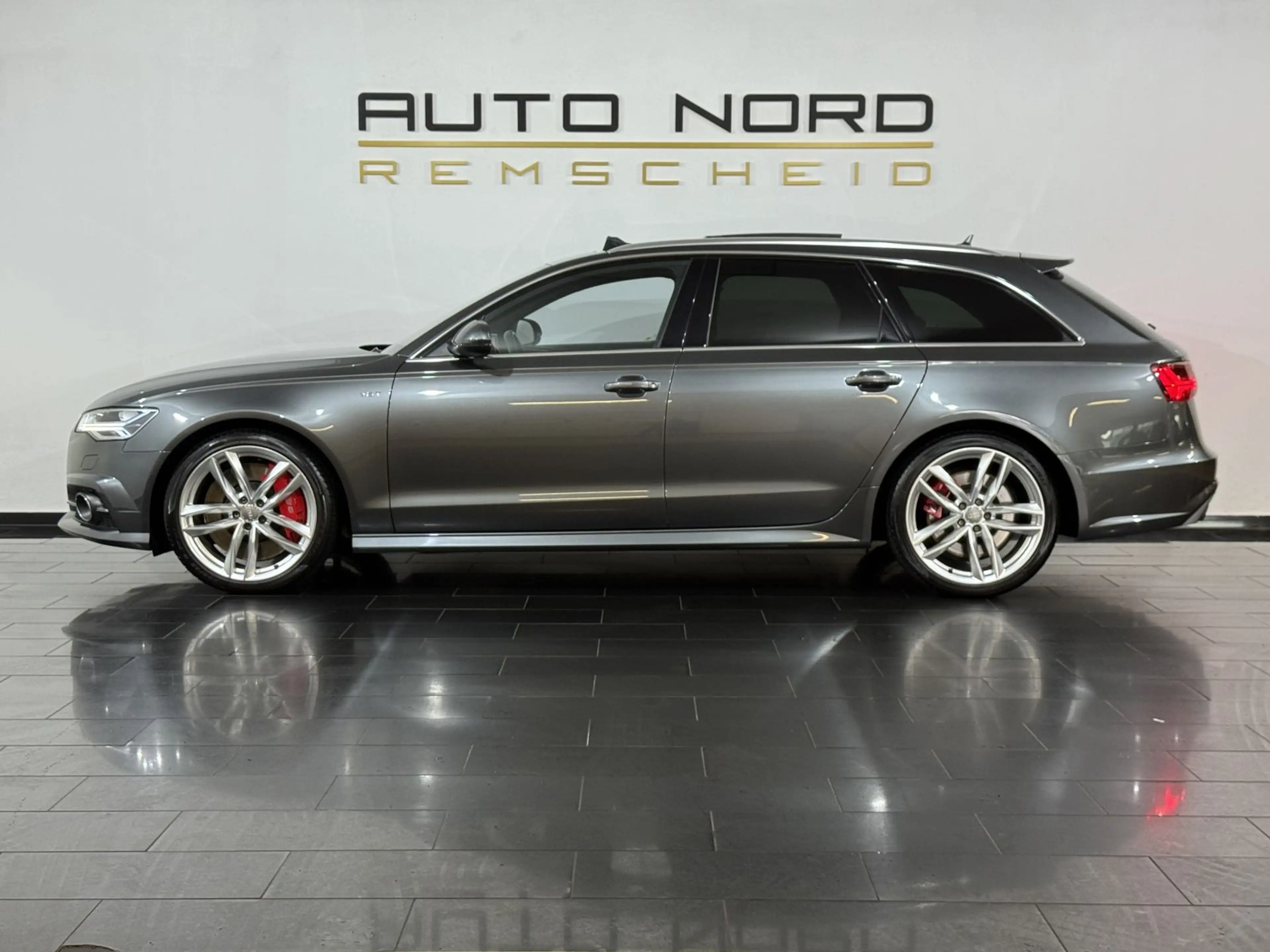 Audi S6 4.0 TFSI quat.AHK*Pano*Matrix*BOSE*Kamera* — photo 11