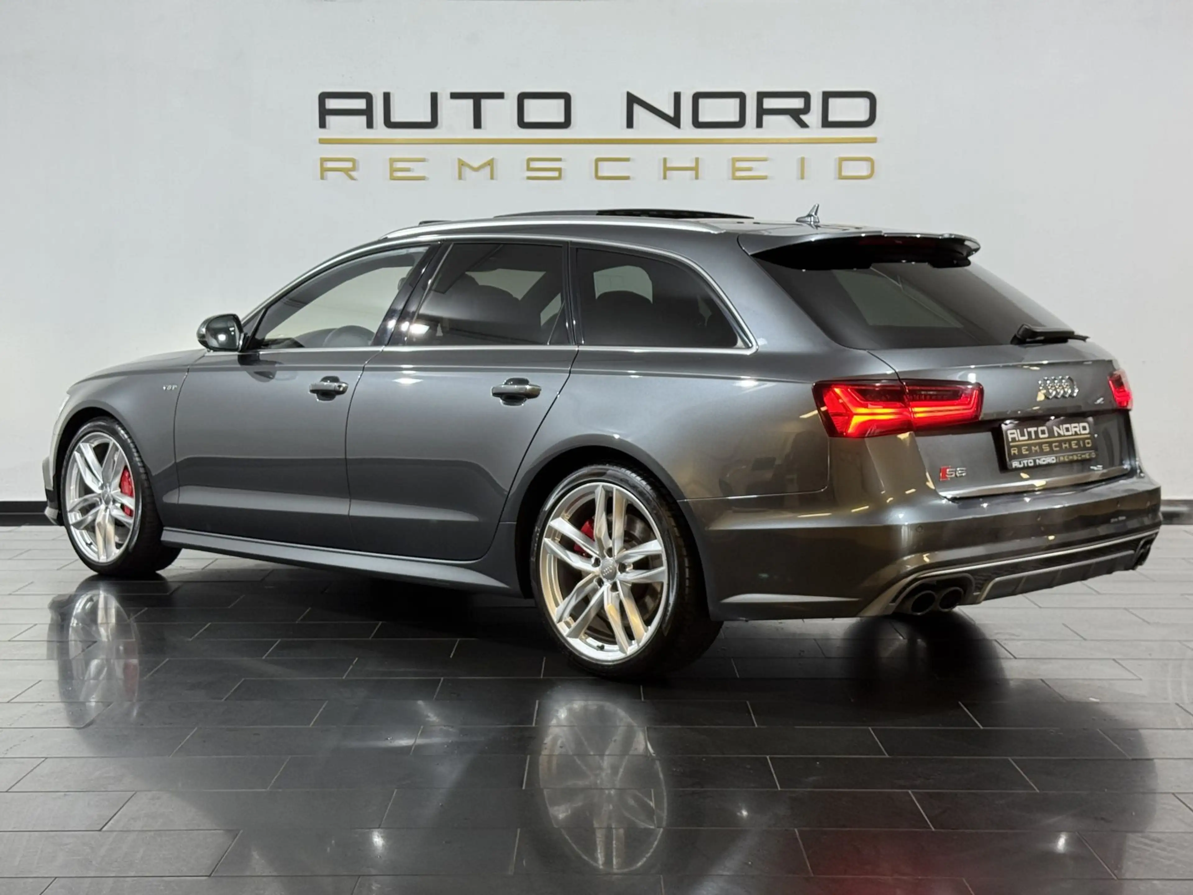 Audi S6 4.0 TFSI quat.AHK*Pano*Matrix*BOSE*Kamera* — photo 9