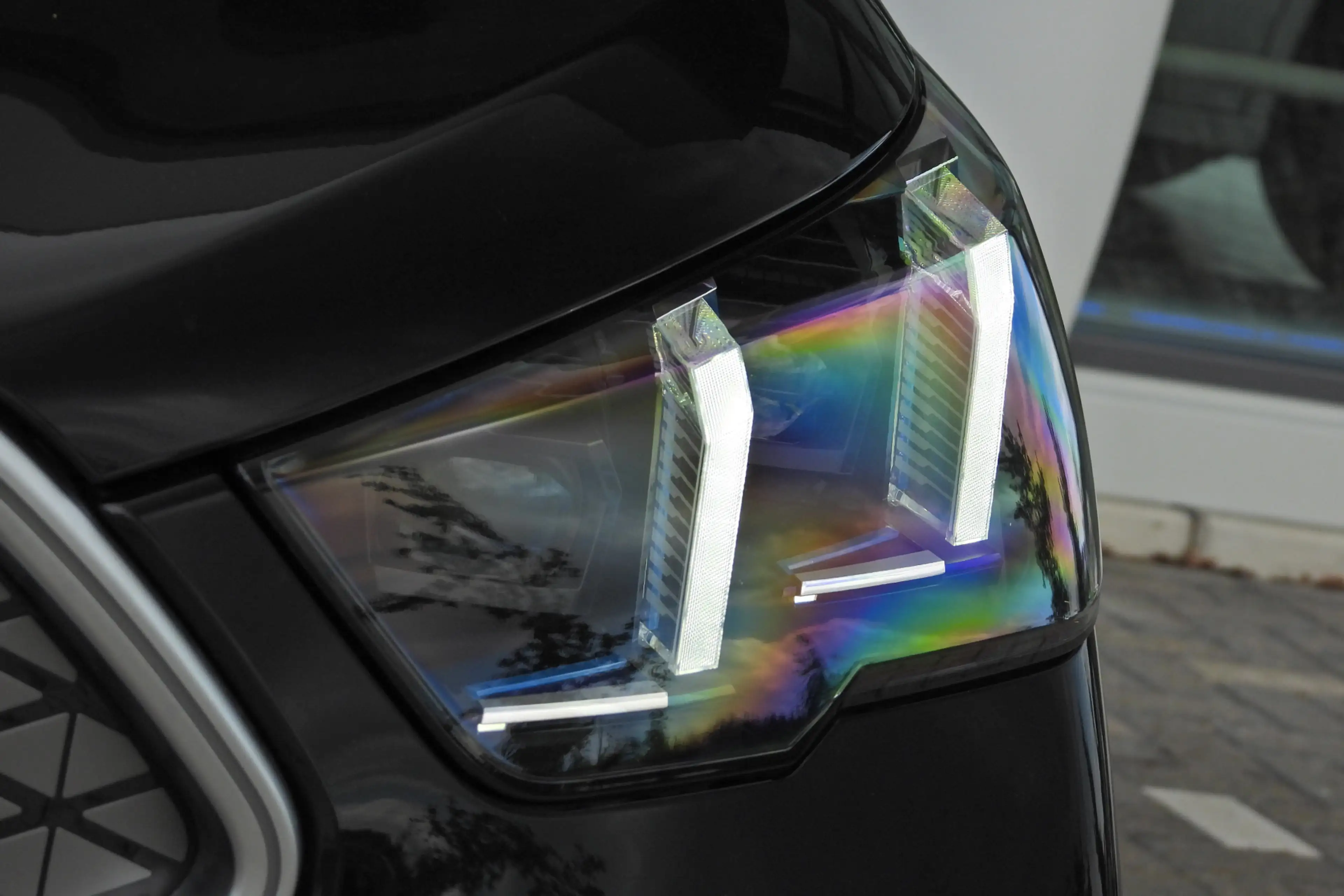 BMW iX2 xDrive30 M Sport / Comfort Access / Sportstoelen / — photo 9
