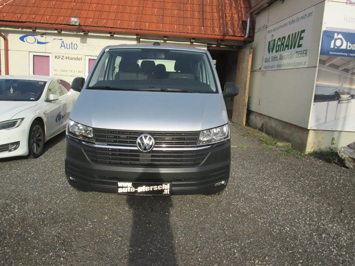 Volkswagen T6 Transporter T6.1 2.0 TDI 4MO. Kasten PLUS Trendl. L1H1 (E6d-T) Silber - 1