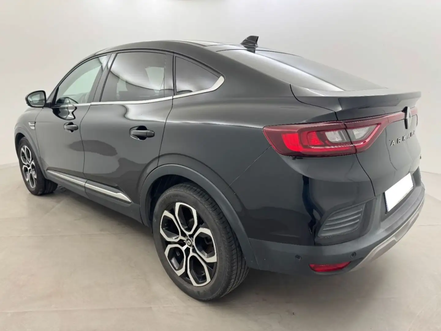 Renault Arkana 1.6 E-Tech 145 Intens EDC Zwart - 2