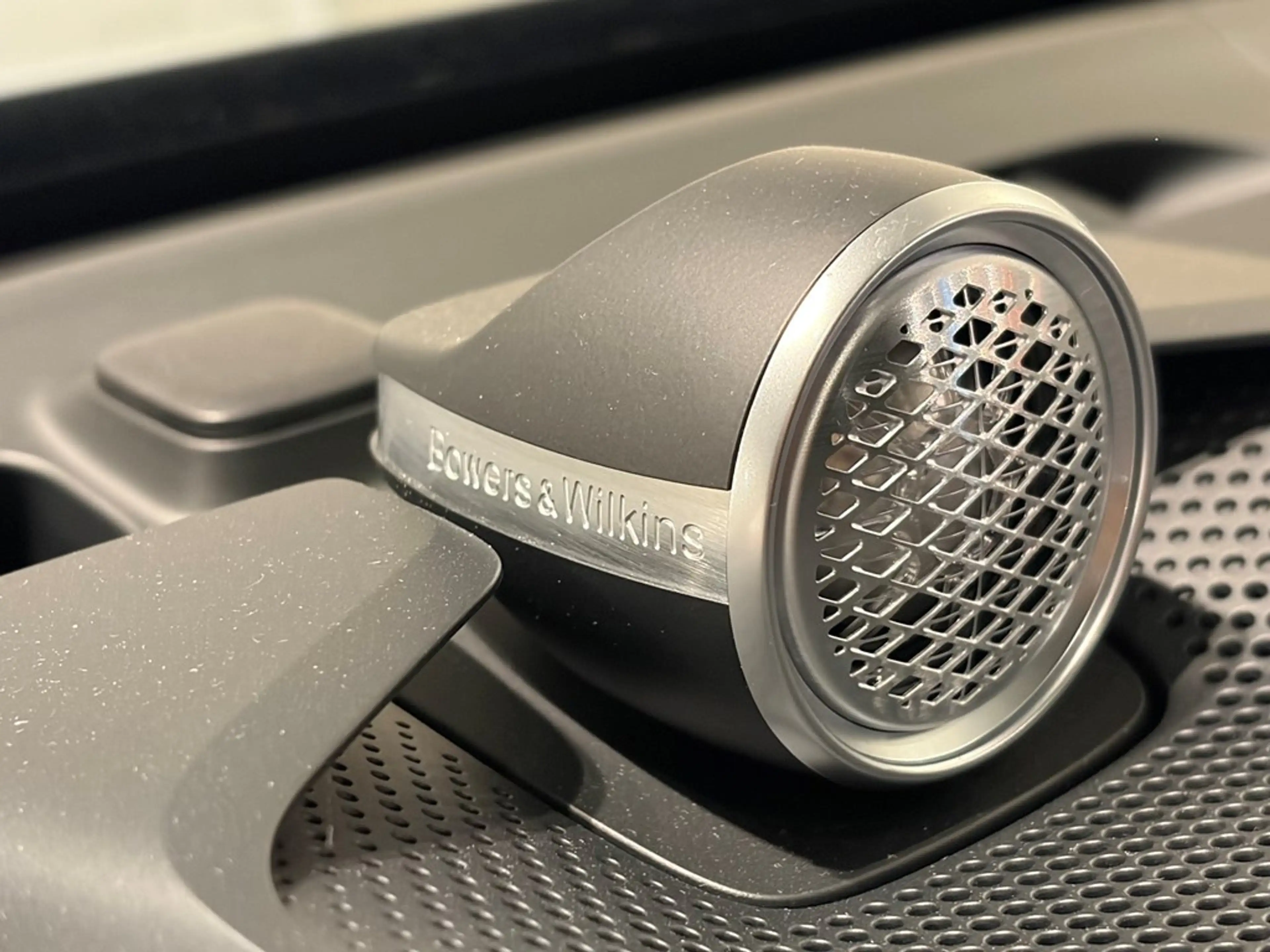 Volvo EX90 Ultra Twin Motor + LUCHTVERING/B&W — photo 8