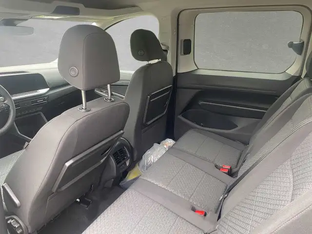 Ford Tourneo Connect view 5