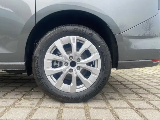 Ford Tourneo Connect view 10