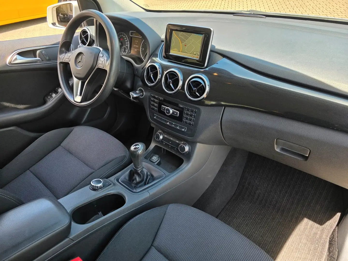 Mercedes-Benz B 180 CDI Navi/ Klima/ PDC/ AHK/ EURO 5 Bianco - 2