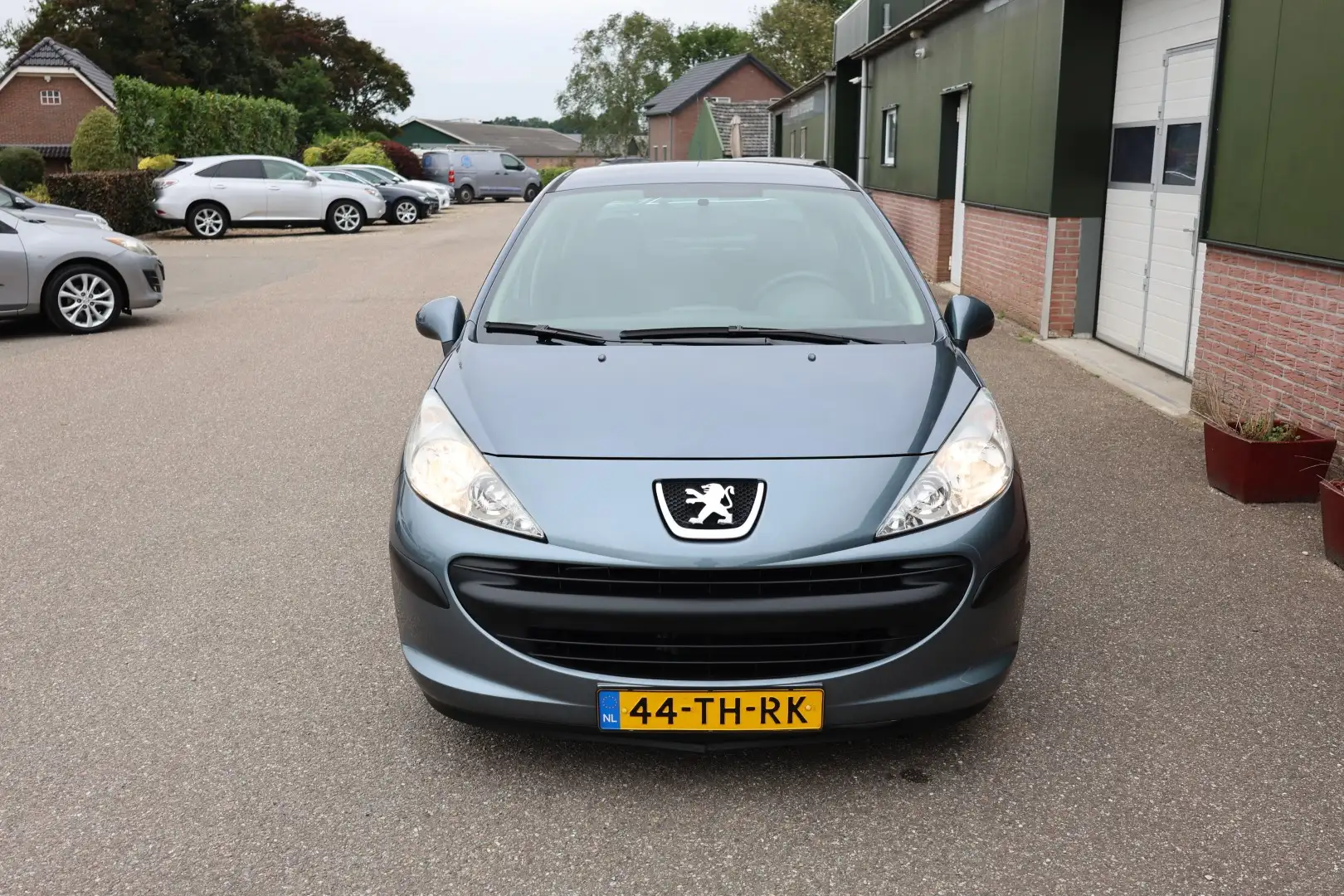 Peugeot 207 1.4-16V XR, Airco, 5 deurs, Lage km stand, NL auto Gris - 2
