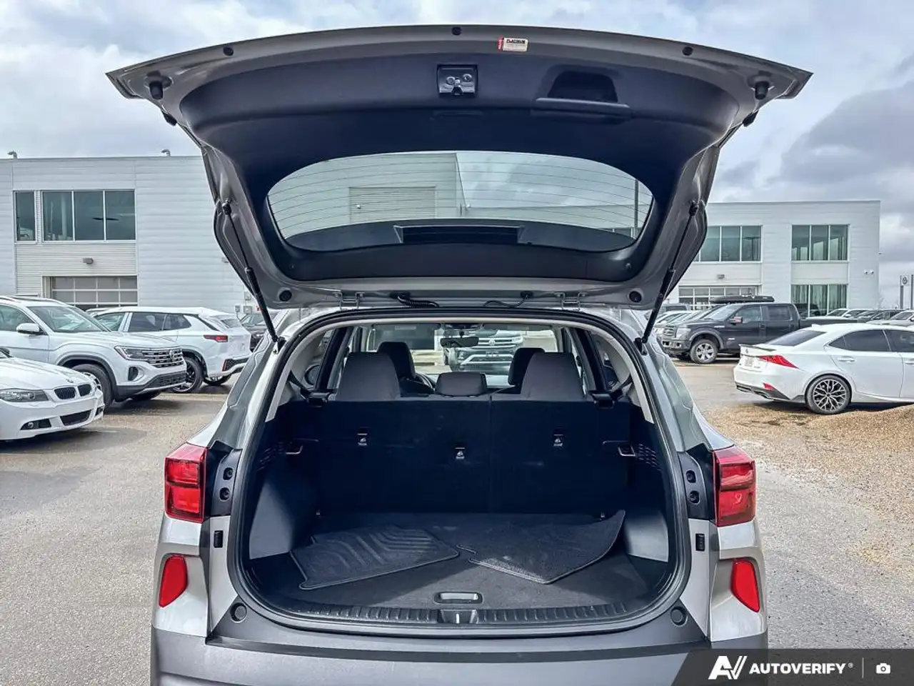 Kia Seltos снимка Kia Seltos