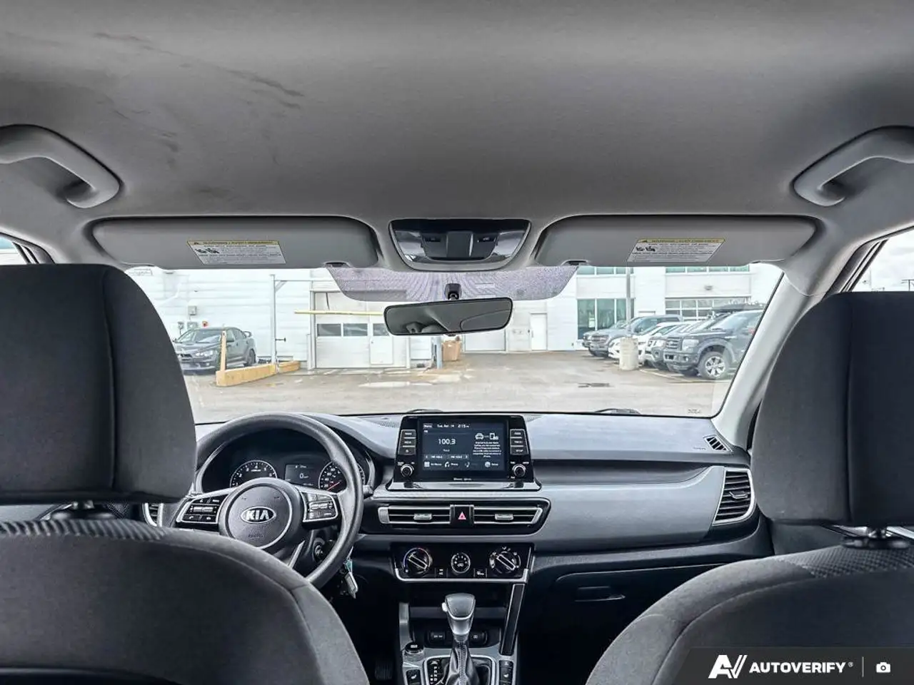 Kia Seltos снимка Kia Seltos