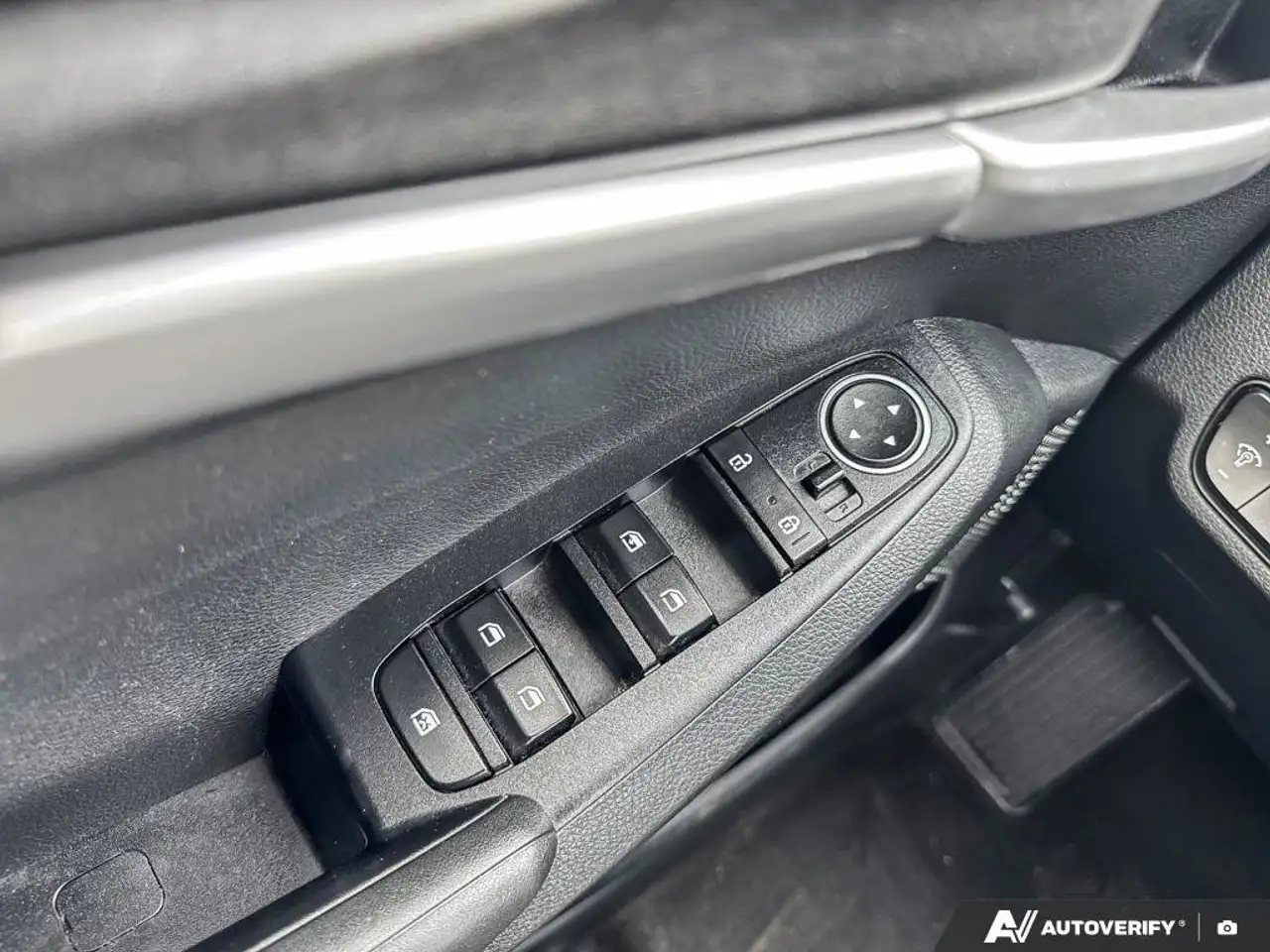 Kia Seltos снимка Kia Seltos