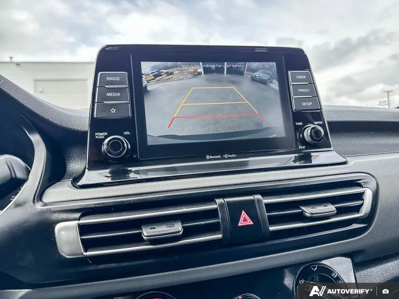 Kia Seltos снимка Kia Seltos