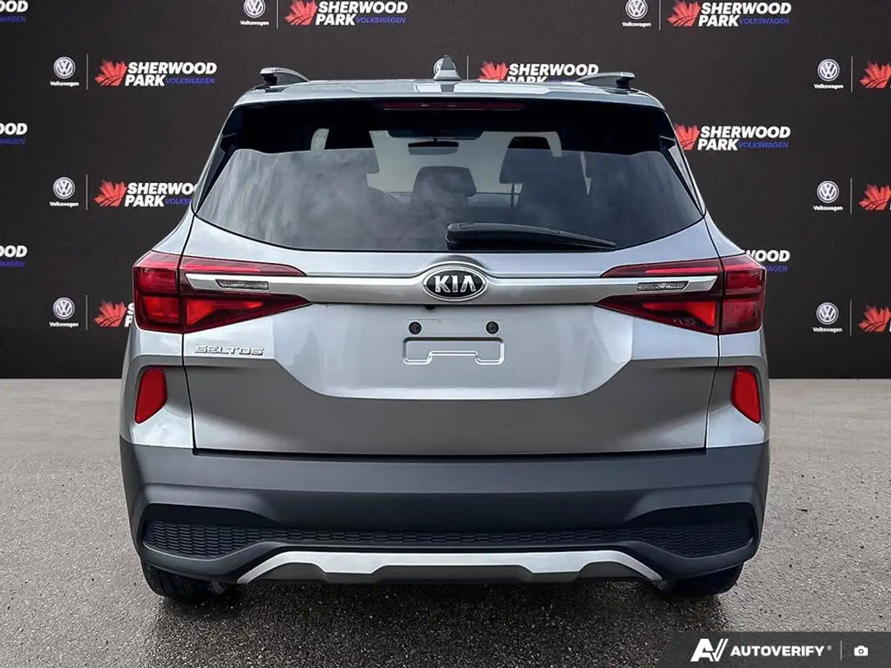Kia Seltos снимка Kia Seltos