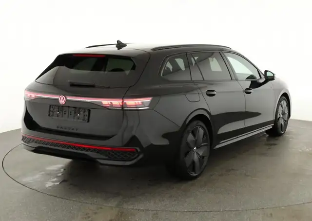 Volkswagen Passat Variant 2.0 TDI 142 kW 4Motion R-Line DSG 4M Black, AHK... Ansicht 2