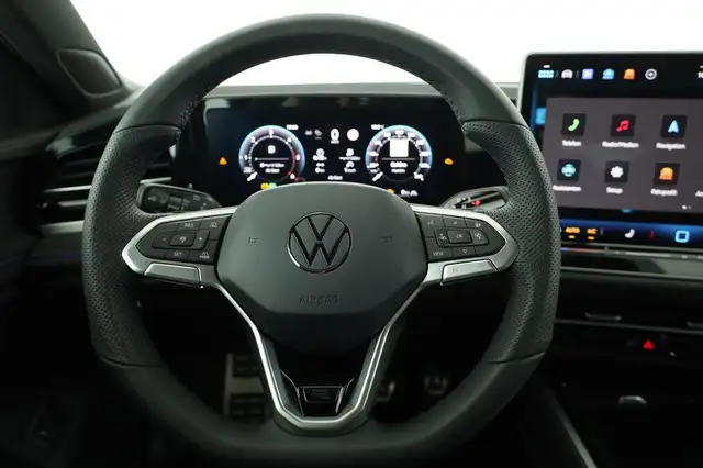 Volkswagen Passat Variant 2.0 TDI 142 kW 4Motion R-Line DSG 4M Black, AHK... Ansicht 5