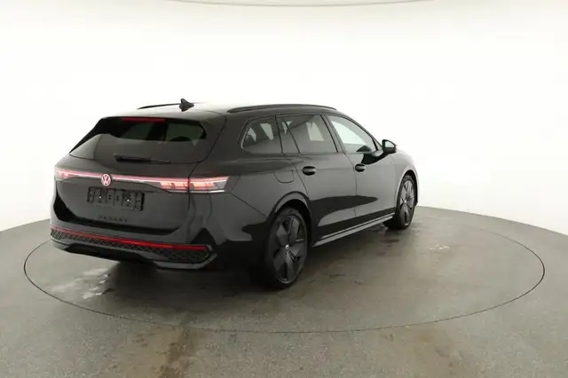Volkswagen Passat Variant 2.0 TDI 142 kW 4Motion R-Line DSG 4M Black, AHK... Ansicht 18