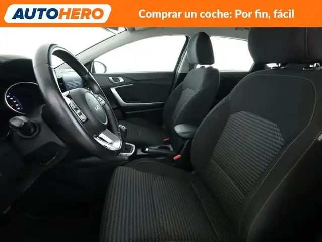 Kia Ceed view 11