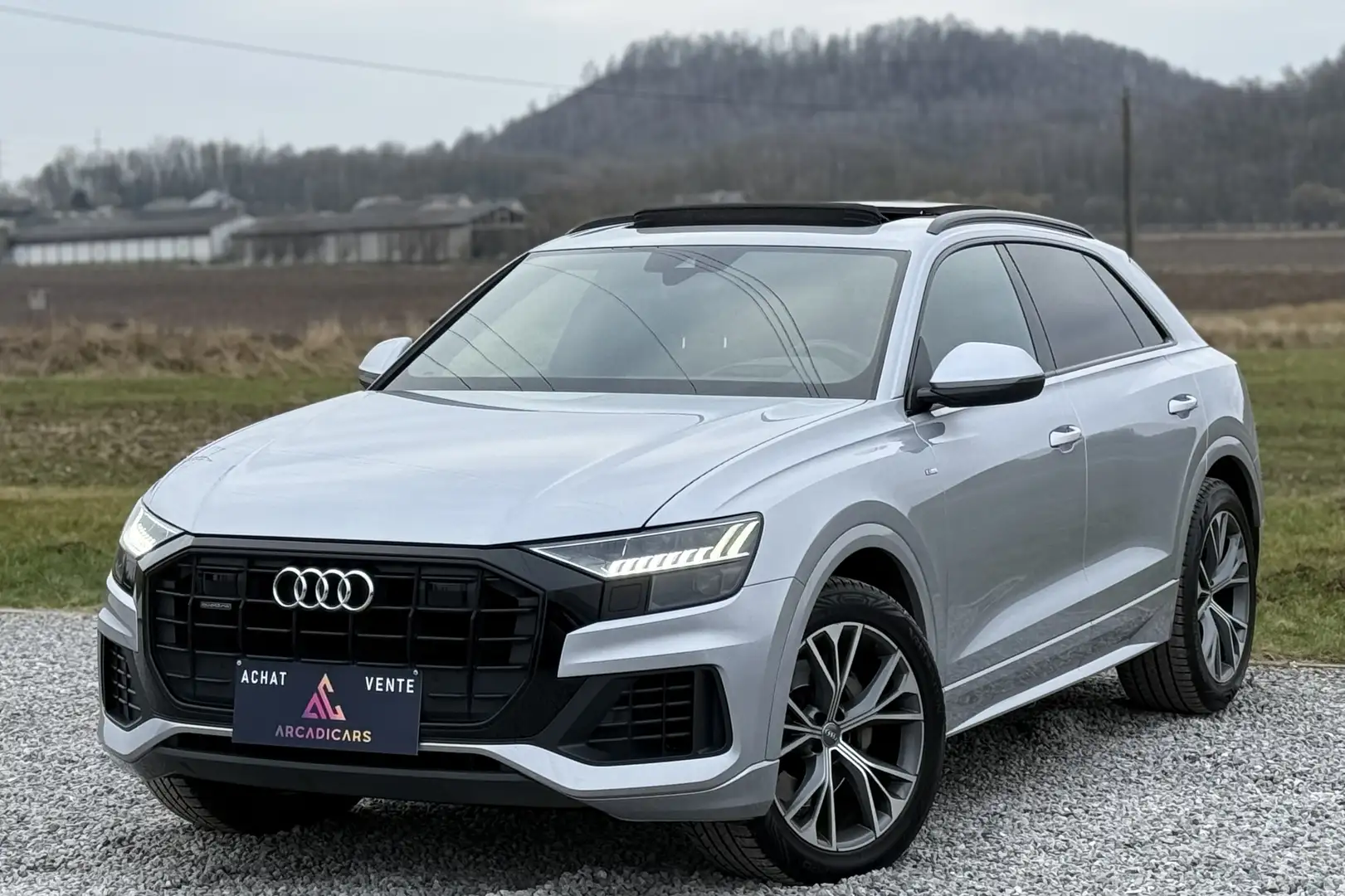 Audi Q8 50 TDi Quattro Tiptronic - S-line x3 - Toit pano Grijs - 1