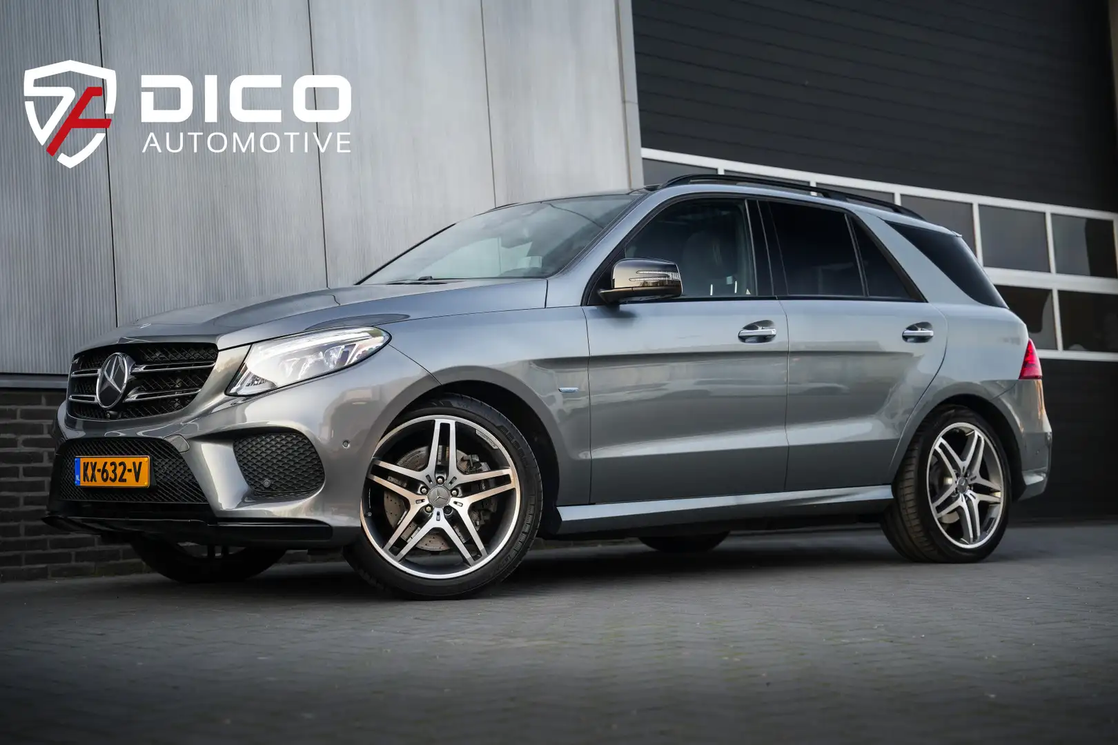 Mercedes-Benz GLE 500 e 449 pk 4MATIC AMG Sport Edition / NL-Auto/ Deale Grau - 1