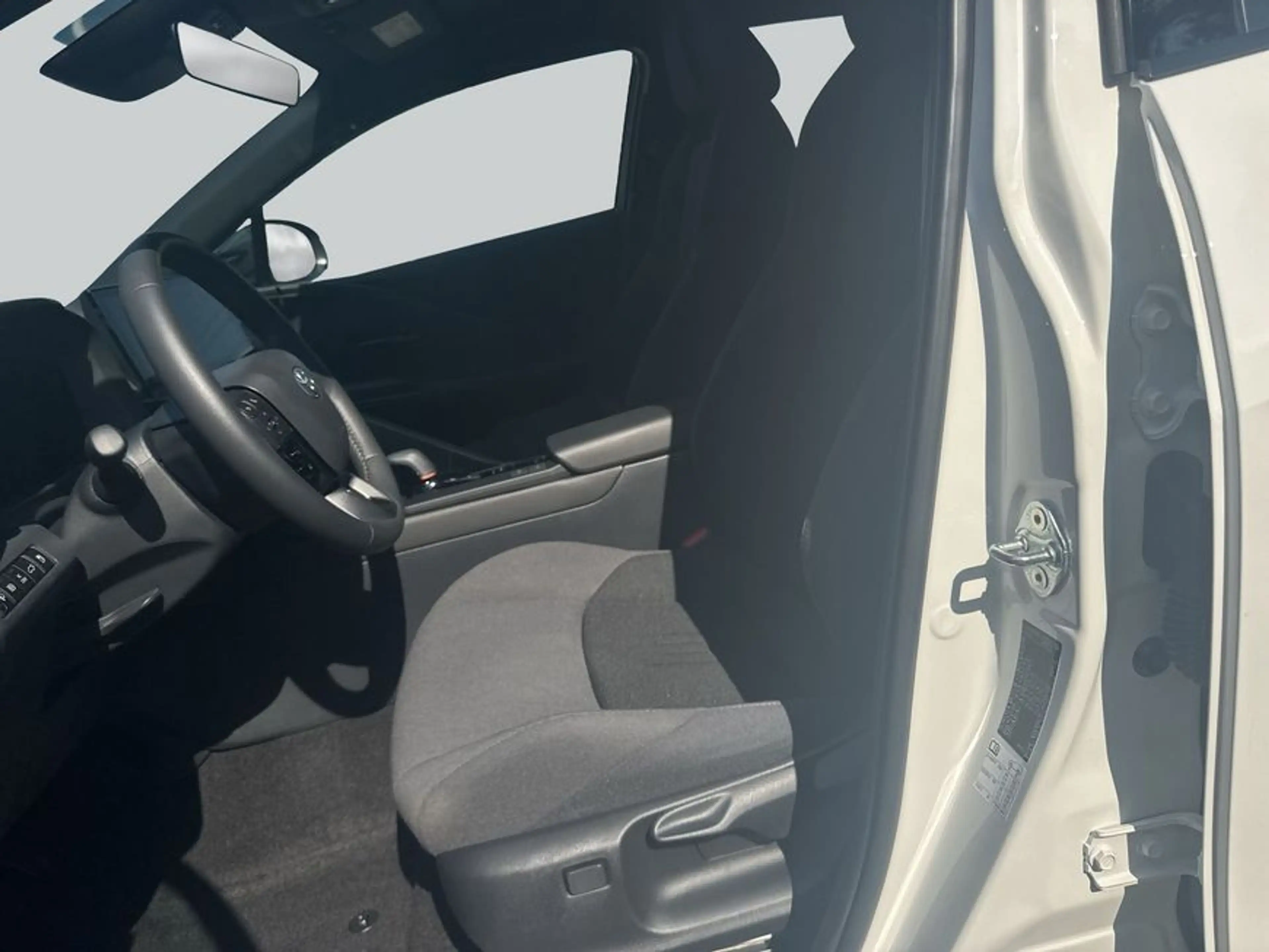 Toyota C-HR 2.0 Plug-in Team Deutschland Technik-Paket — photo 10