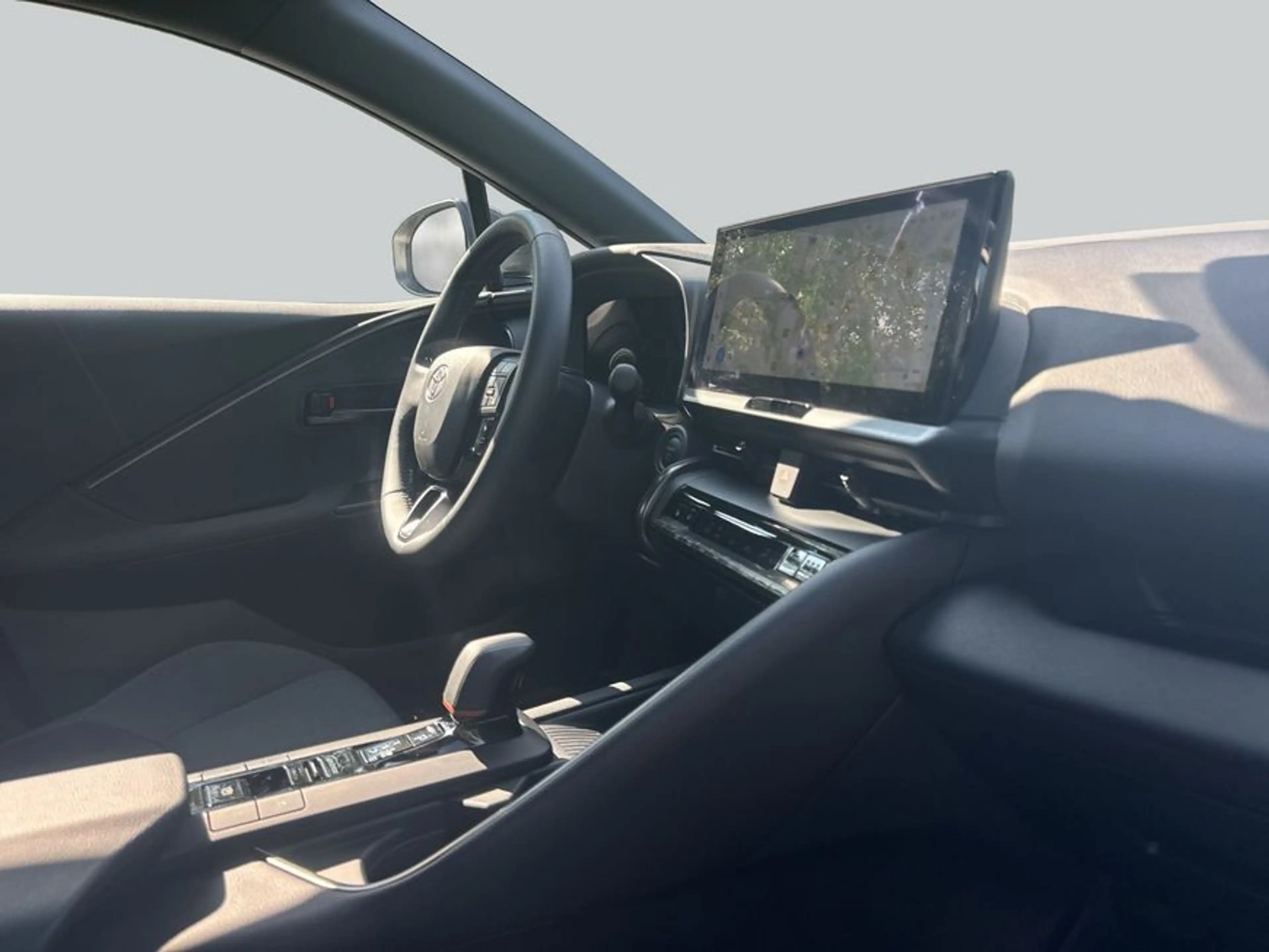 Toyota C-HR 2.0 Plug-in Team Deutschland Technik-Paket — photo 15