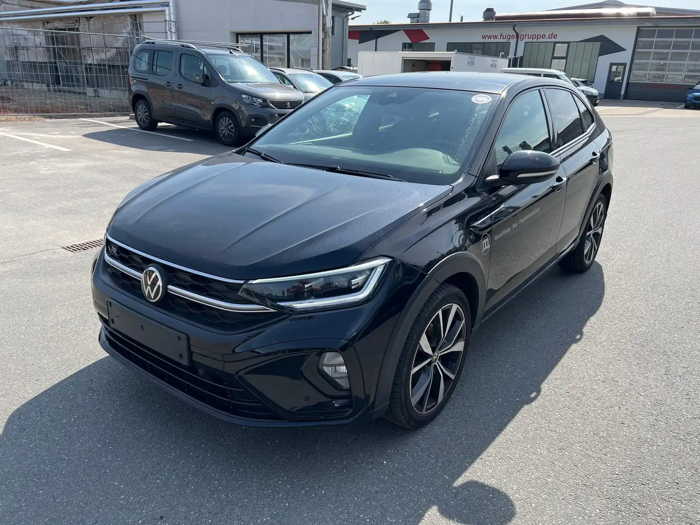 Volkswagen Taigo 1.5 TSI DSG R-Line Pano|AHK|Navi|Matrix Schwarz - 2