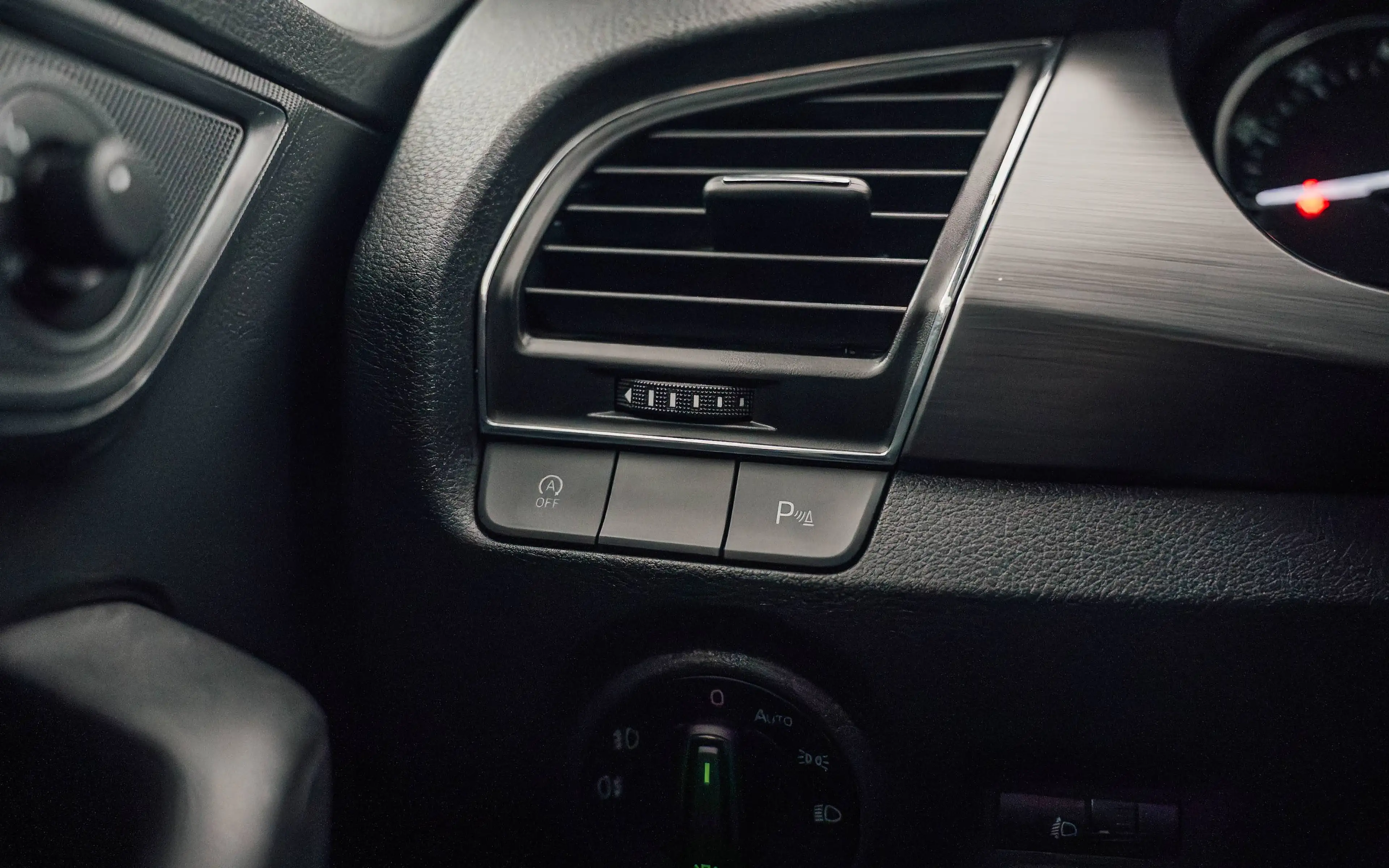 Skoda Fabia Fabia SW 1.0 TSI Ambition — photo 26