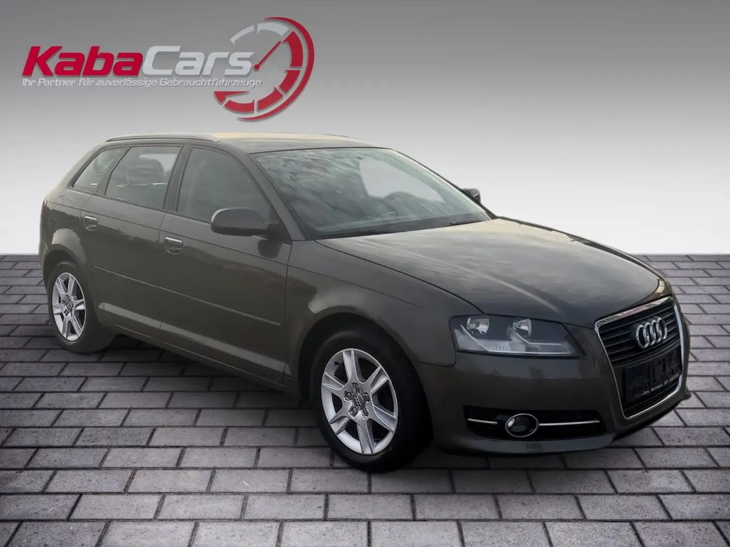 Audi A3 Sportback 1.2 TFSI Automatik Bruin - 1