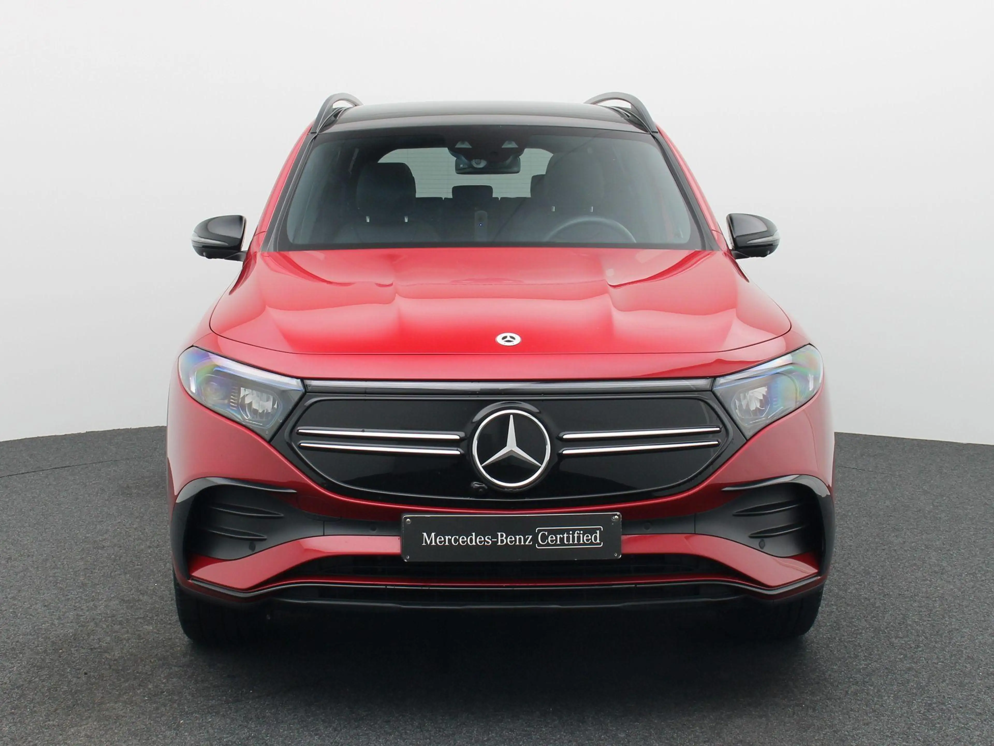 Mercedes-Benz EQB 350 4MATIC AMG Line + LEDER + PANO + BURMESTER + HEAD — photo 3