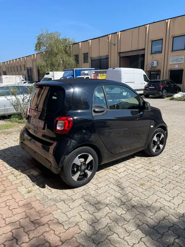 Smart Fortwo III eq Passion 4,6kW, миниатюра 6