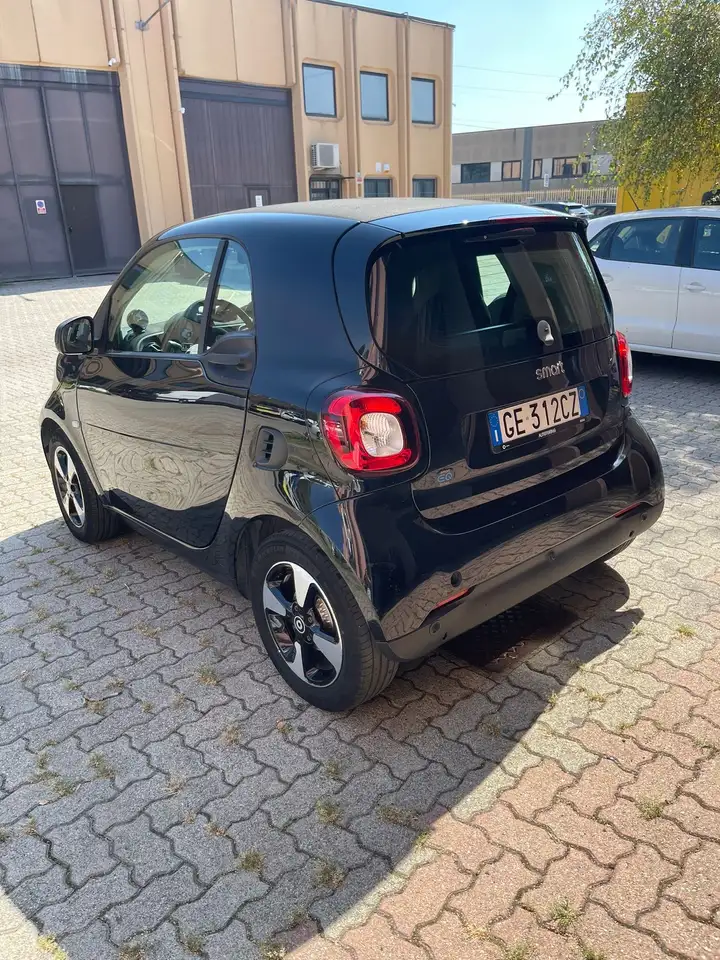 Smart Fortwo III eq Passion 4,6kW, миниатюра 3