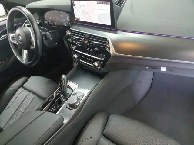 BMW M view 14