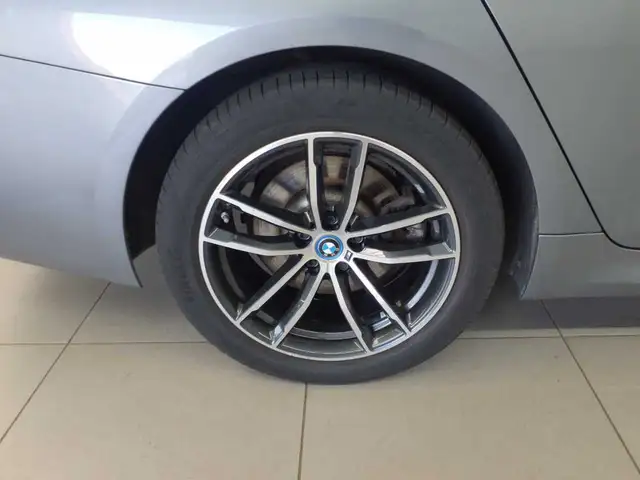 BMW M view 12