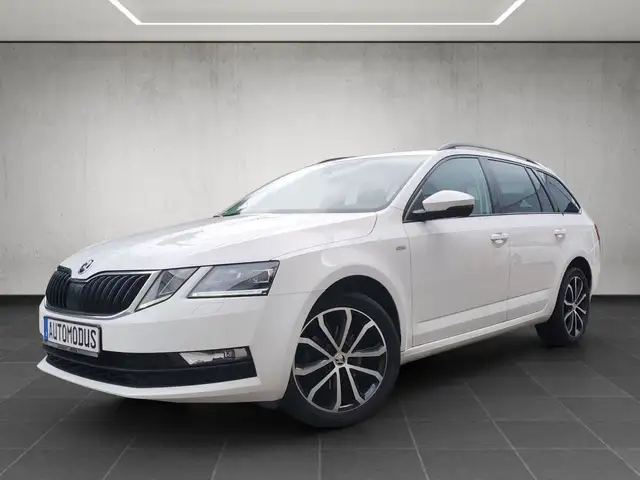 Skoda Octavia Soleil 2.0TDI*Automatik*AHK*PDC*LED*Navi